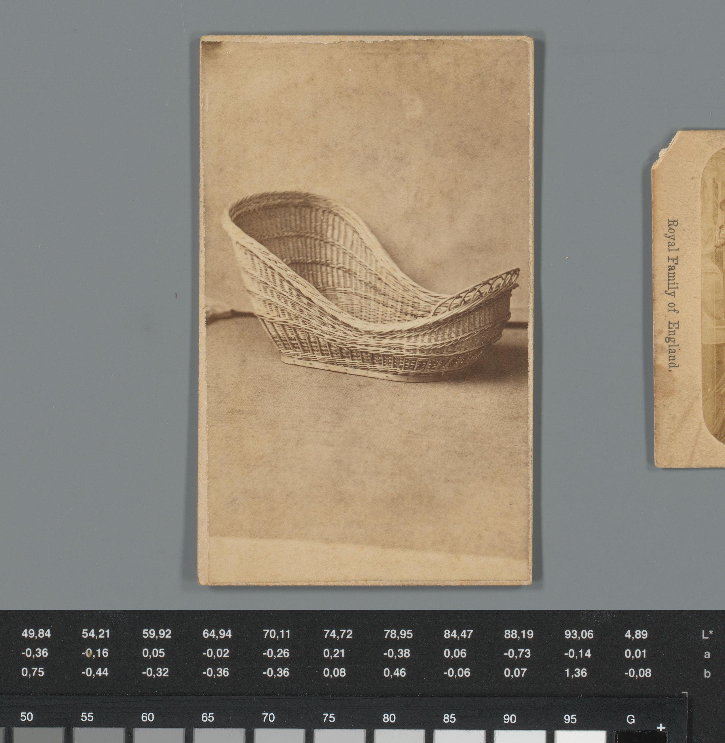 Reclame voor een mand voor een slee van Geo. Voltz's Willow & Rattan Ware, Philadelphia