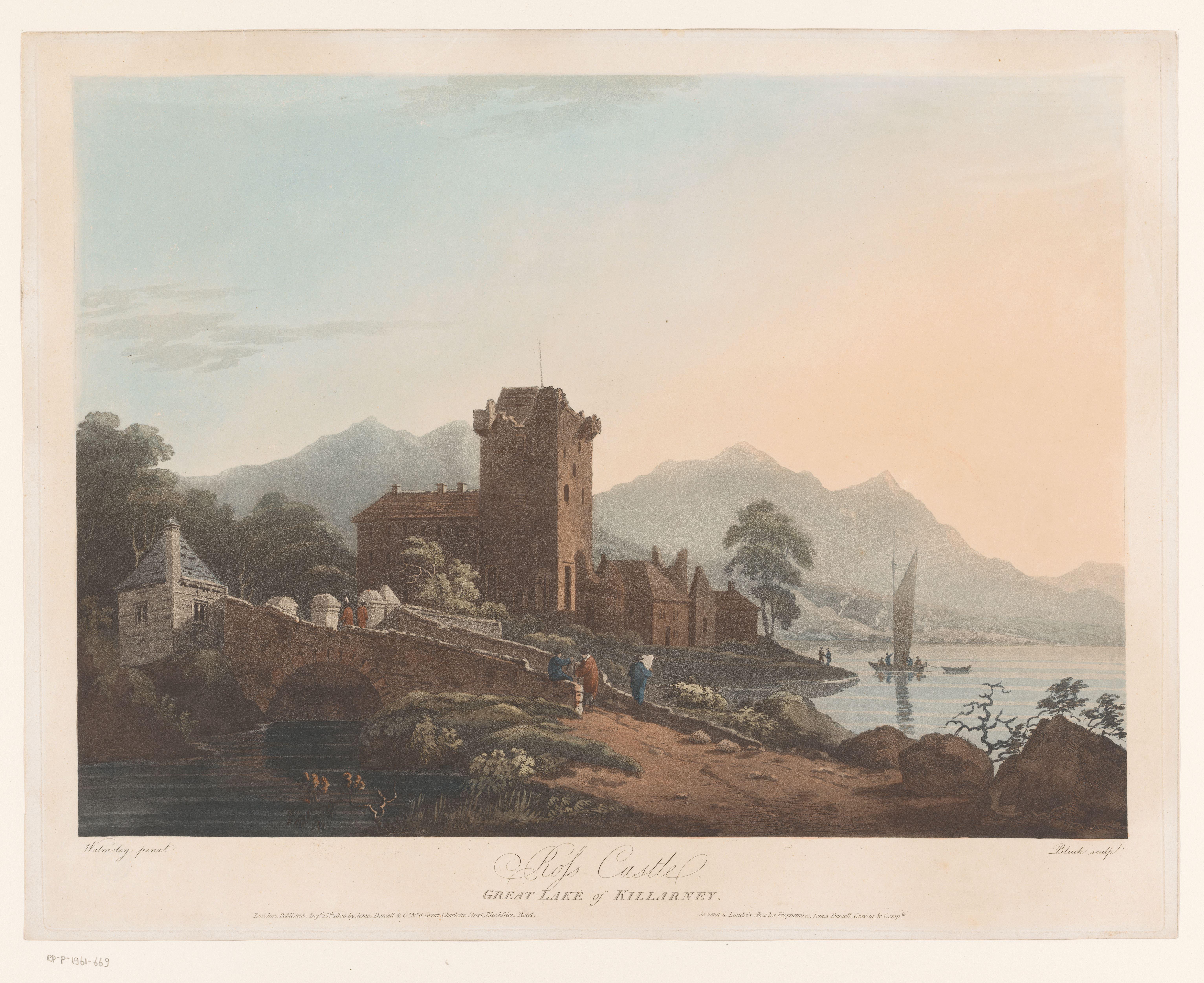 Gezicht op Ross Castle aan het meer Lough Leane