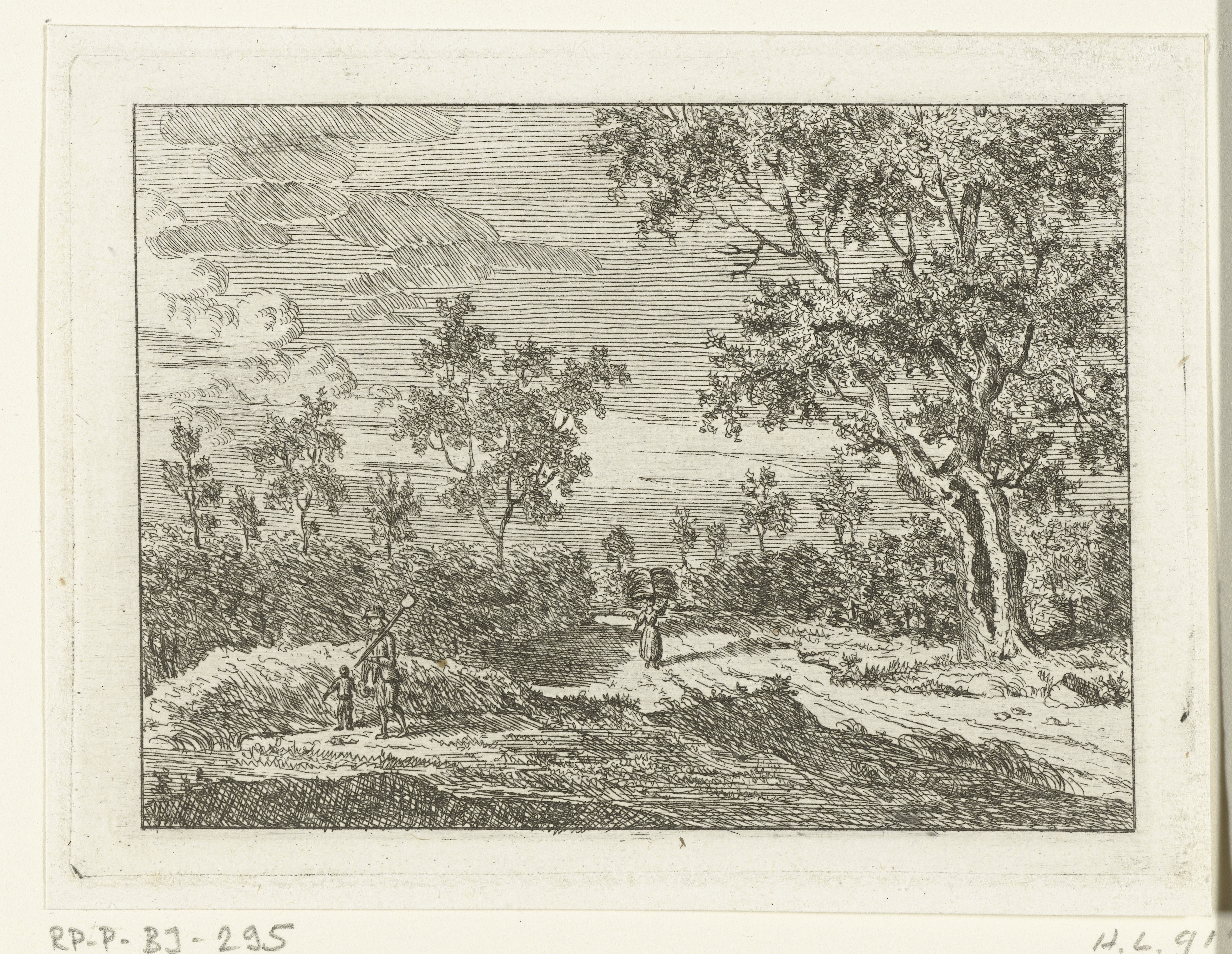 Landschap met vrouw die een bundel takken op haar hoofd draagt