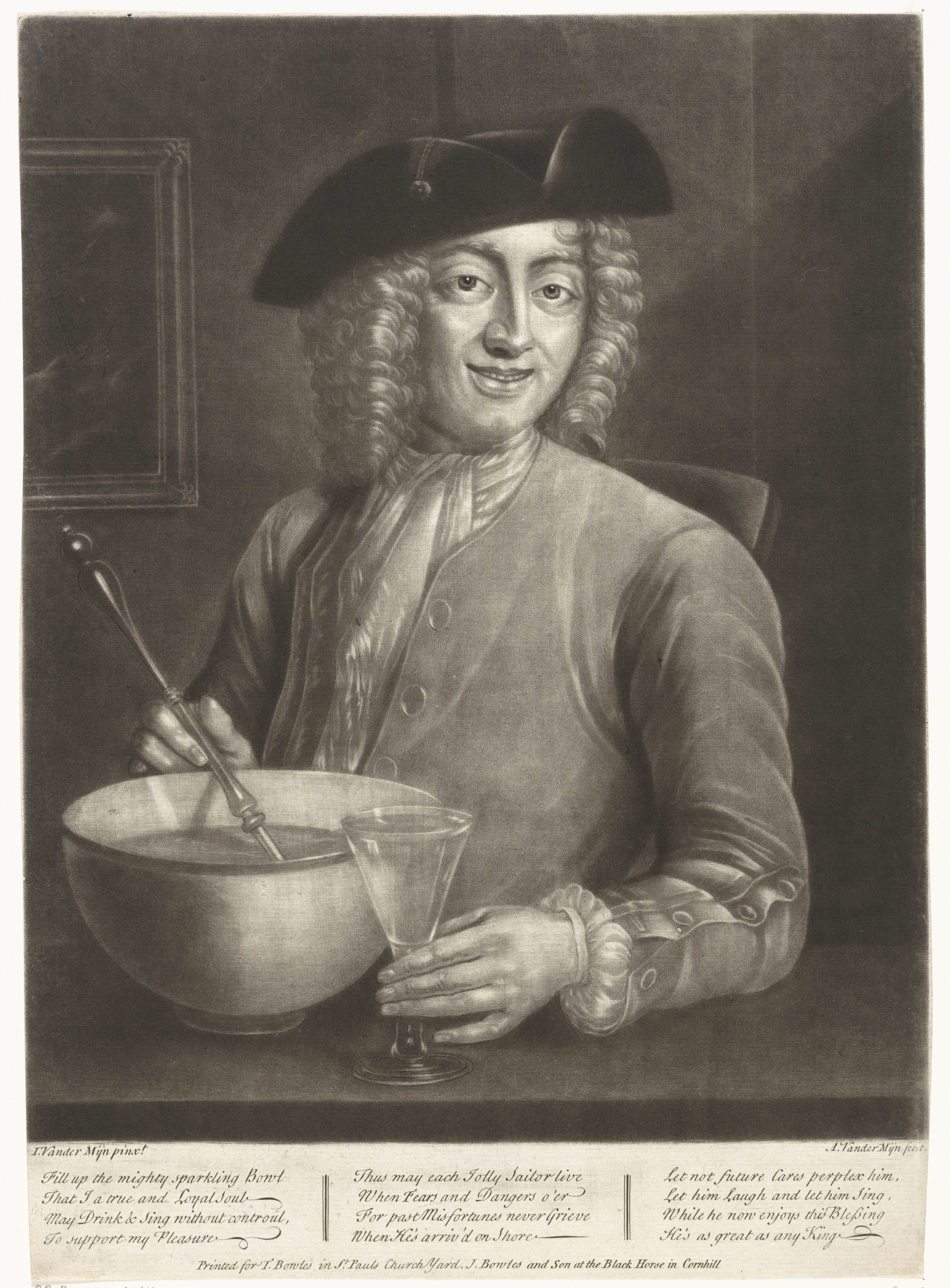 Man met een glas en een schaal