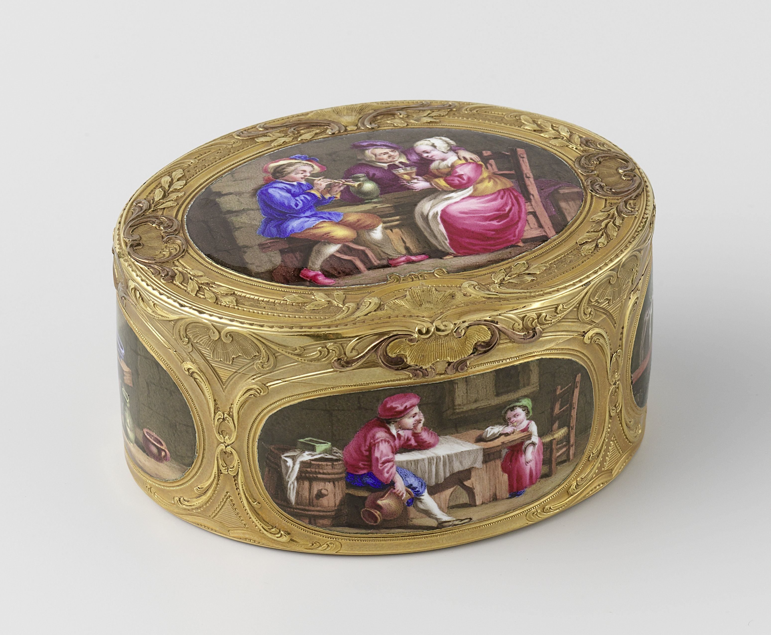 Snuffbox