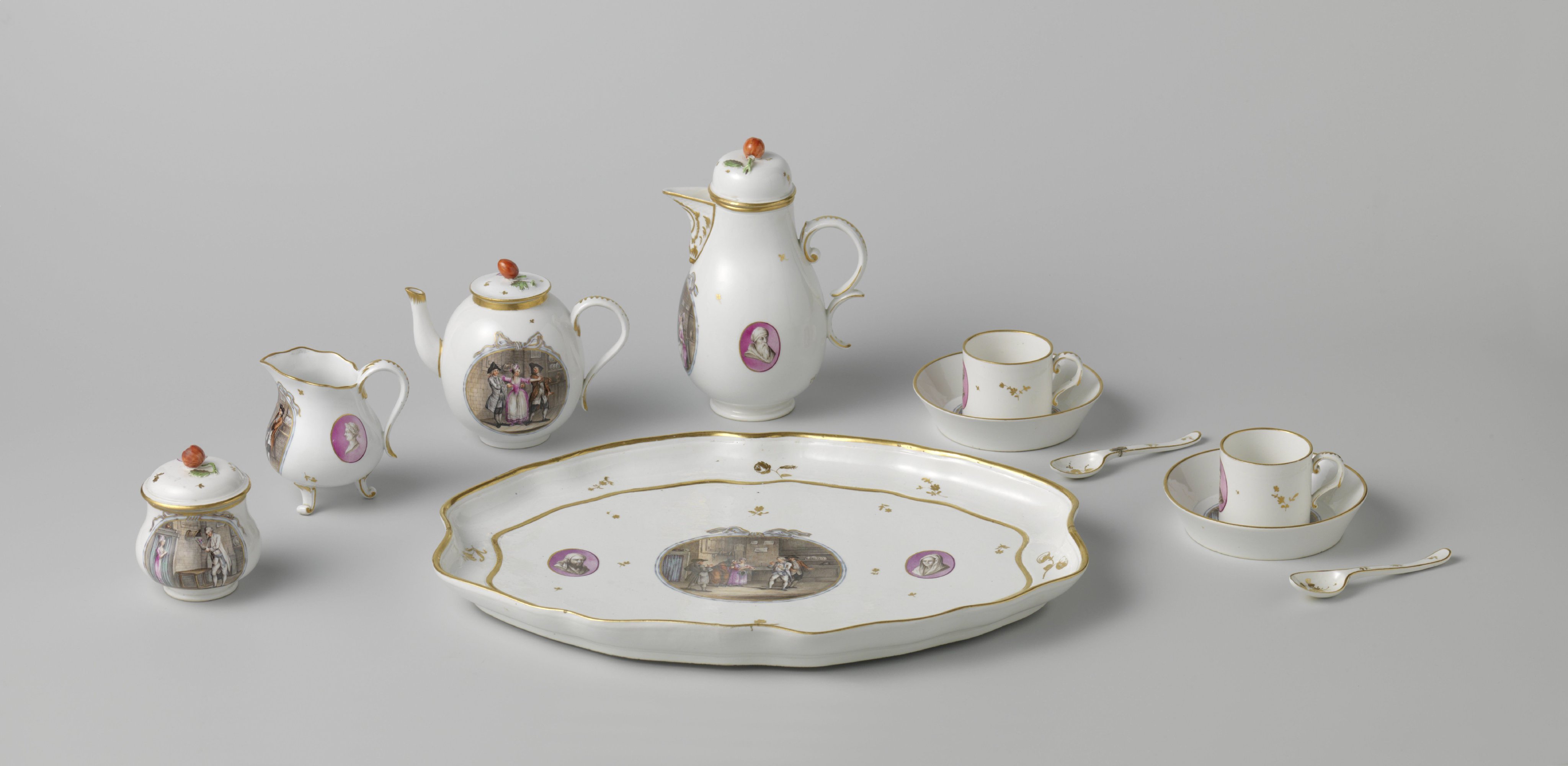 Coffee and tea service