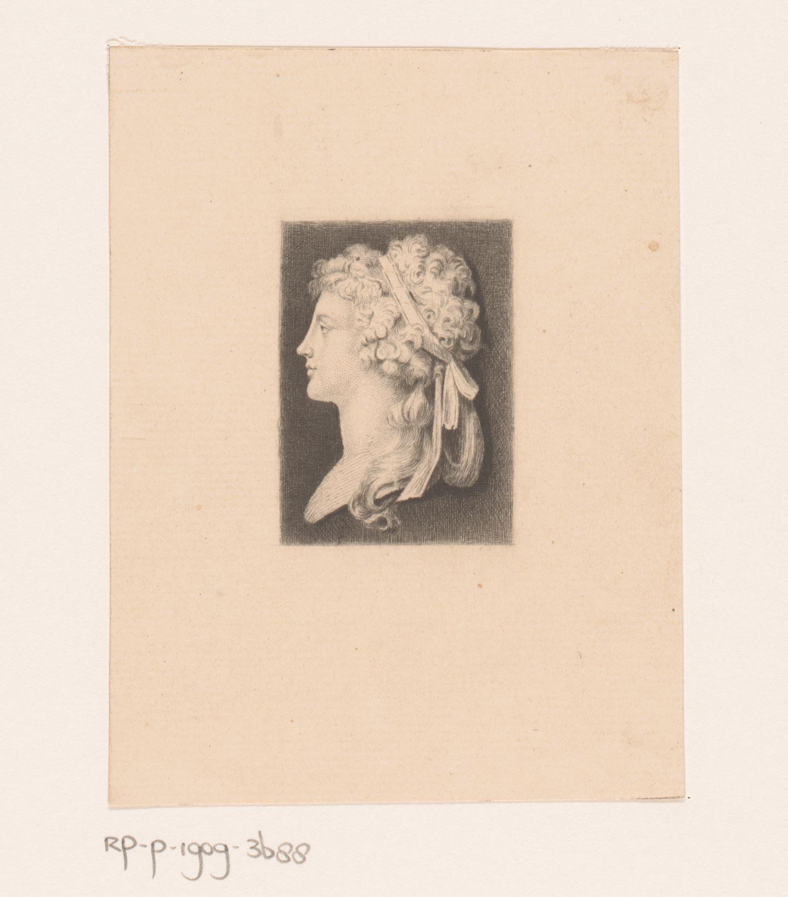 Portret van een onbekende jonge vrouw met lint in het haar