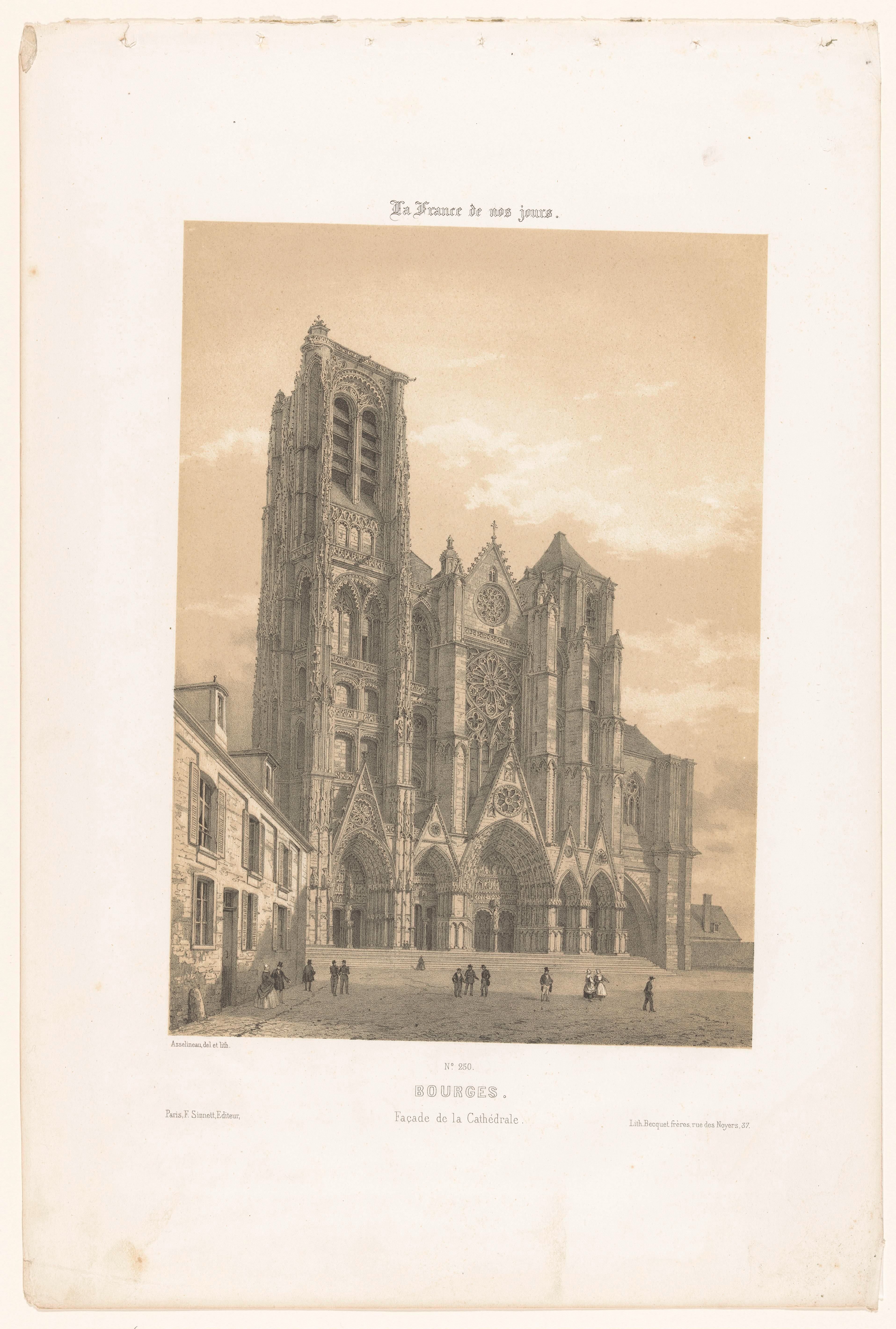 Zicht op de façade van de kathedraal in Bourges