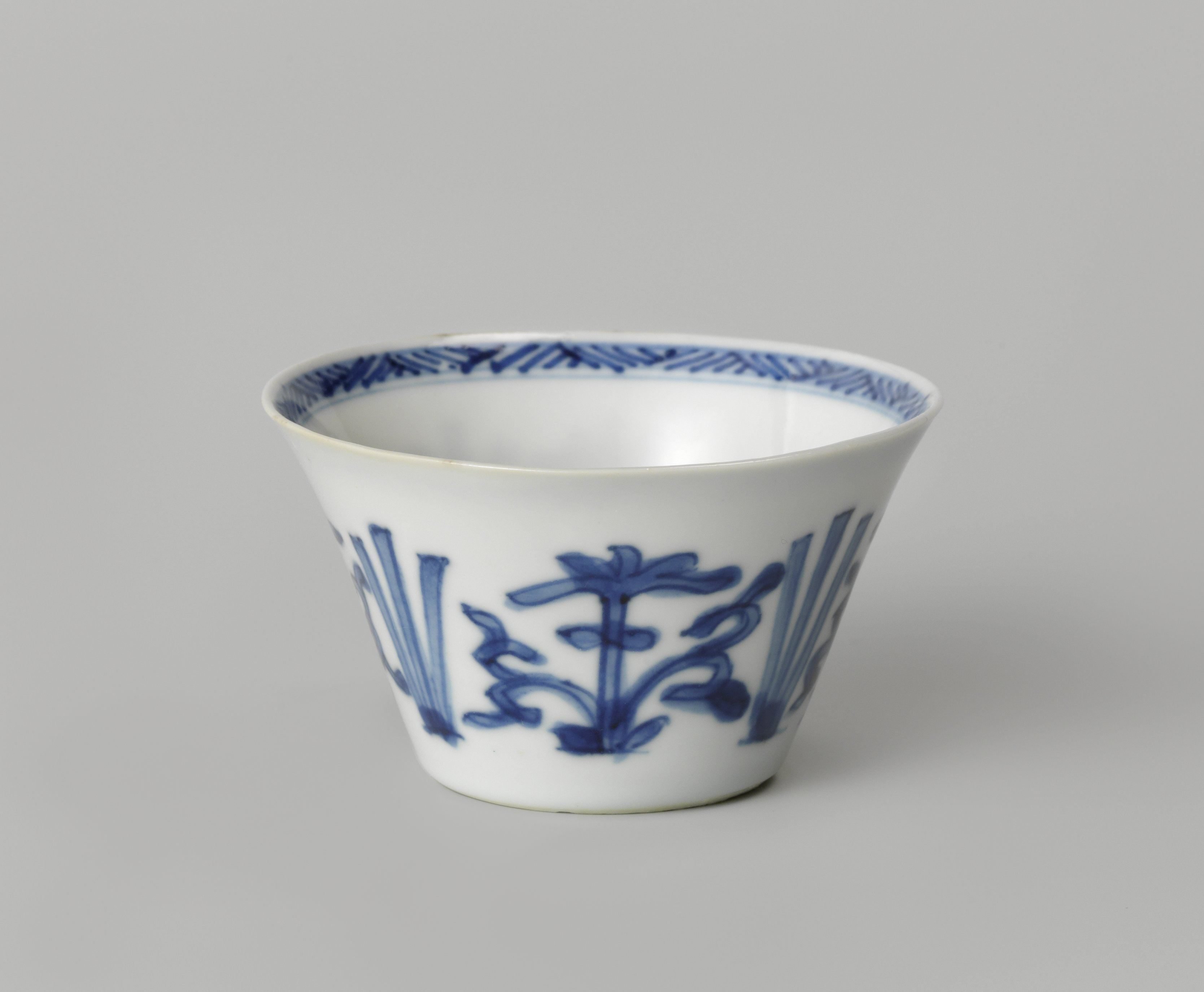 Cup with stylised flowers