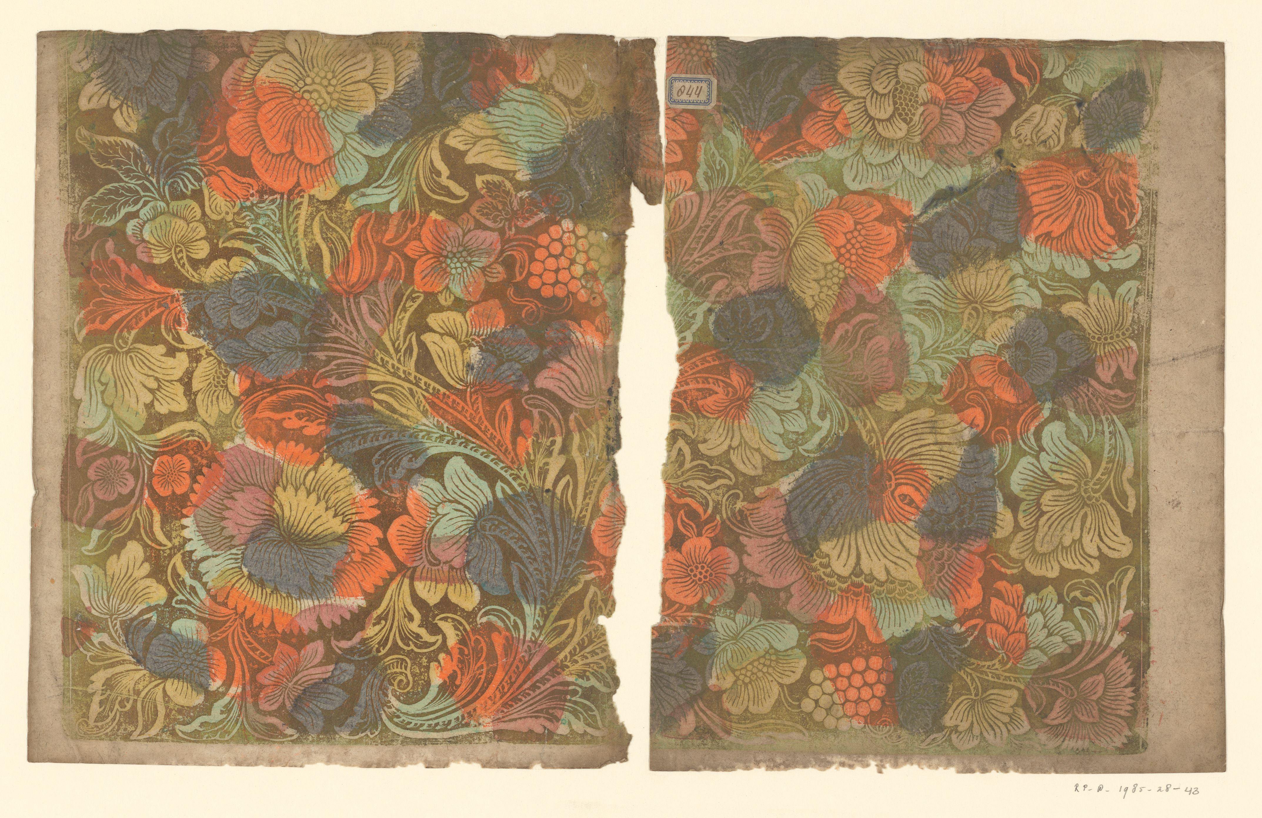 Blad met bloemen en vruchten
