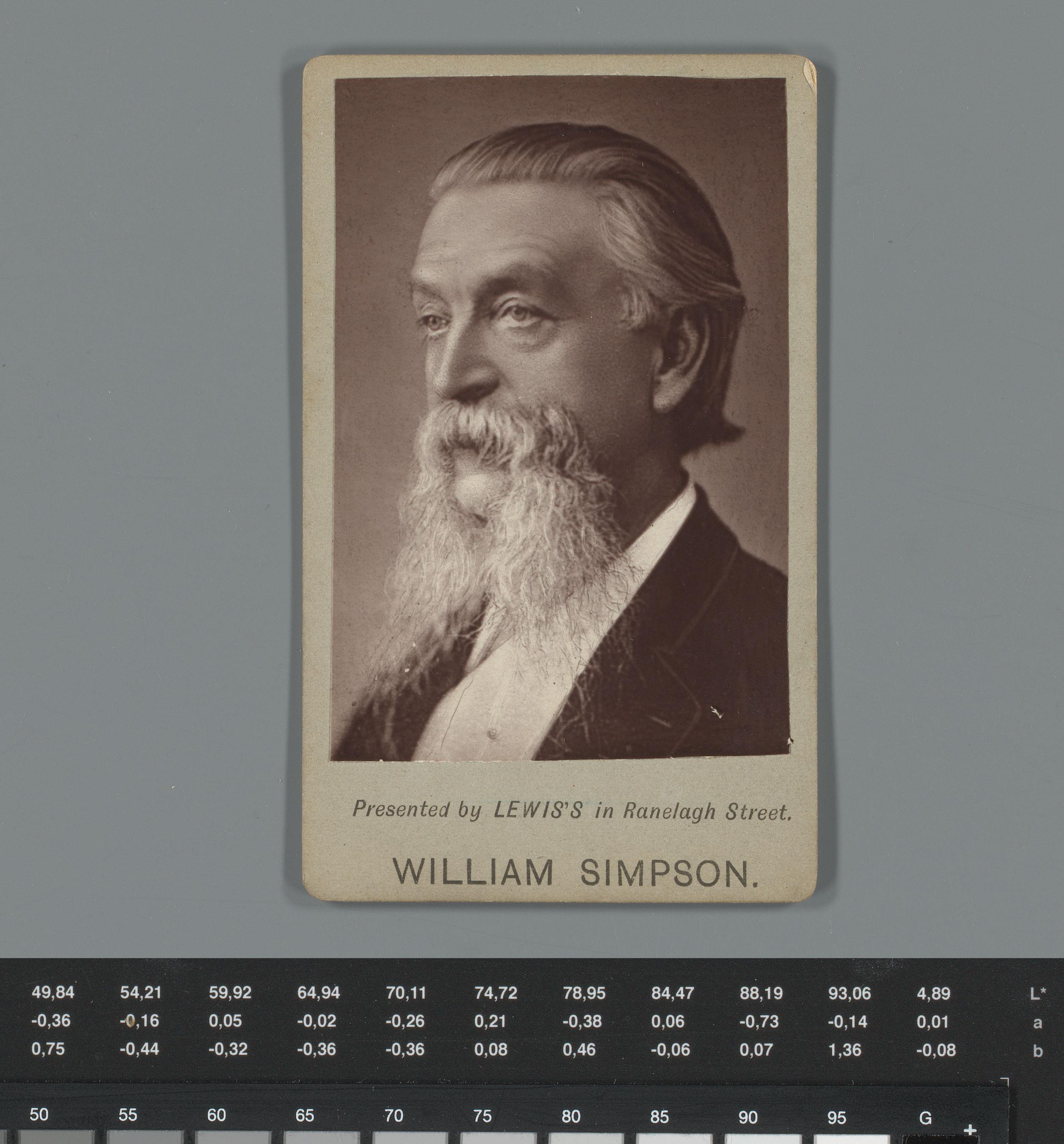Reclame voor Lewis's in Liverpool met portret van William Simpson