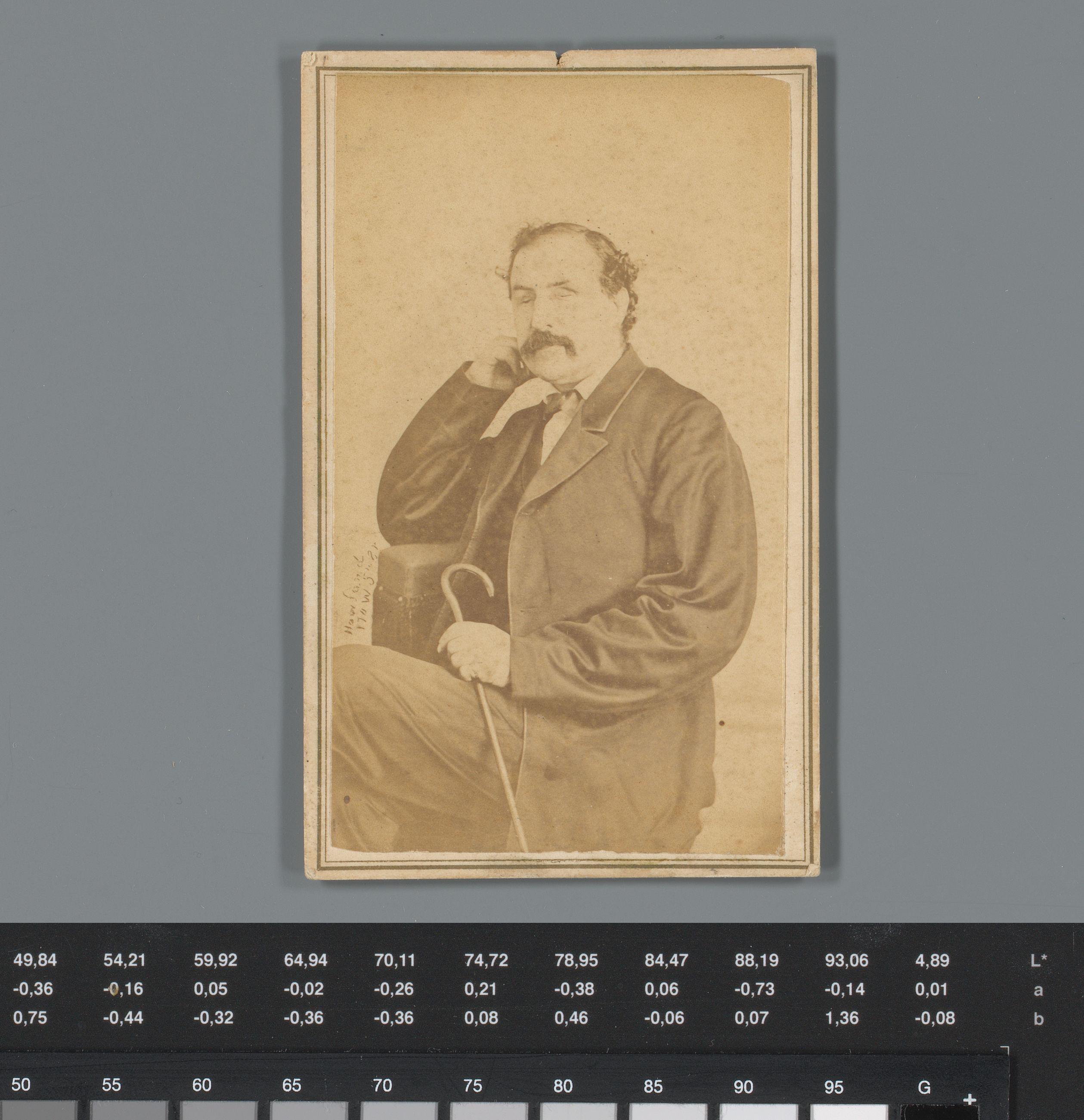 Reclame voor geschenken van L.D. Sine te Cincinnati, met portret van L.D. Sine