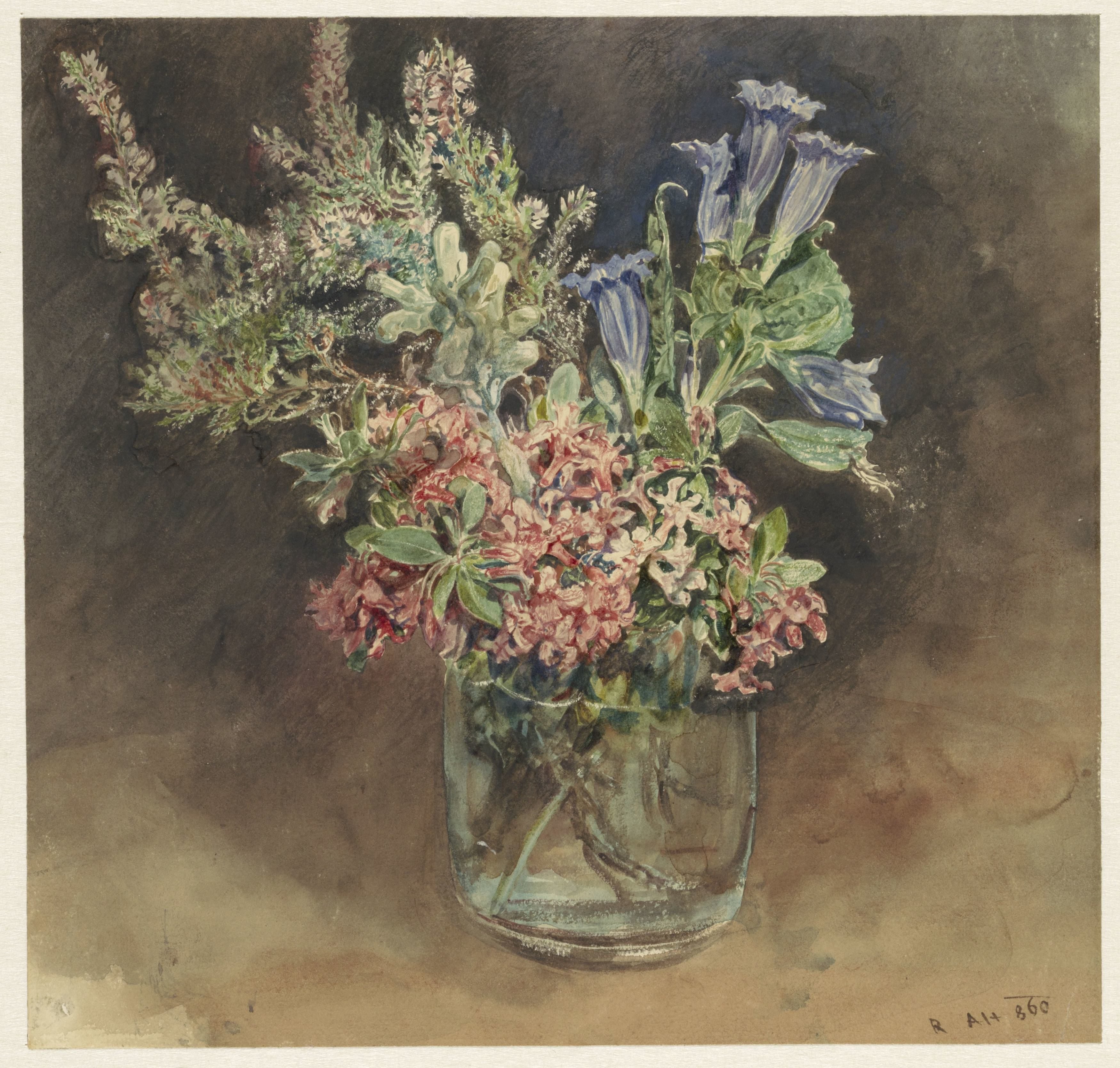 Glas met alpenbloemen