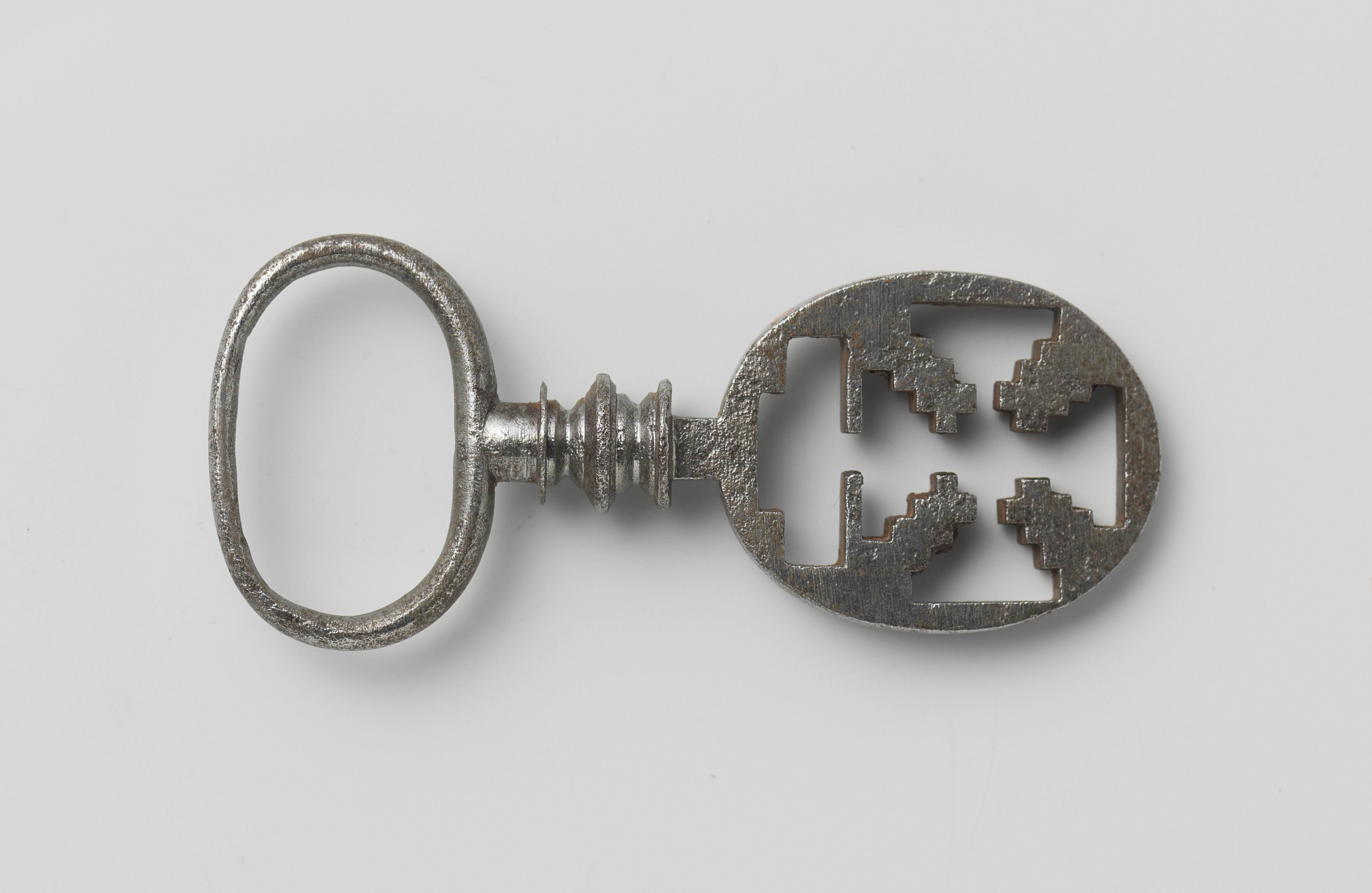 Key latch
