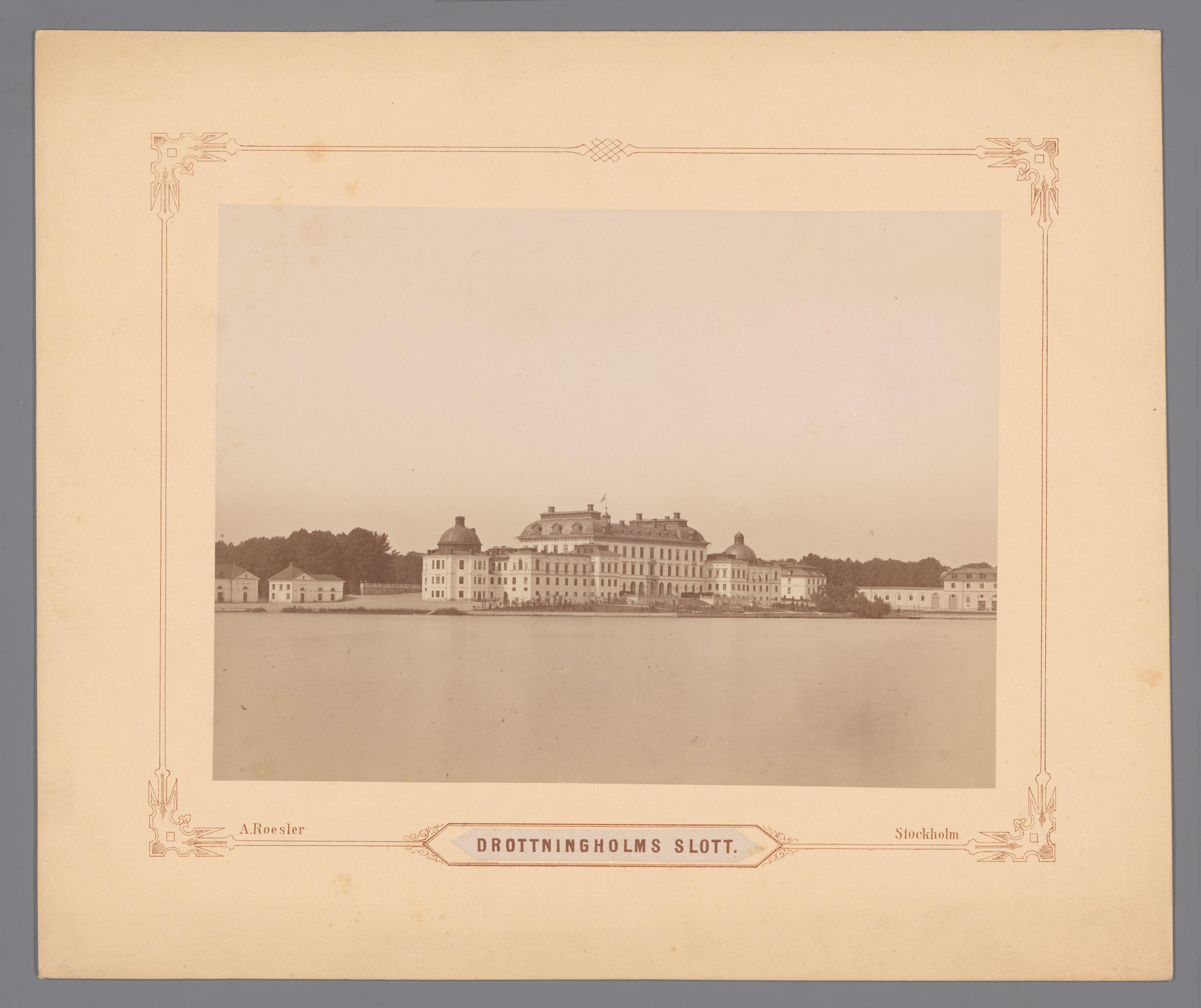Gezicht op slot Drottningholm bij Stockholm