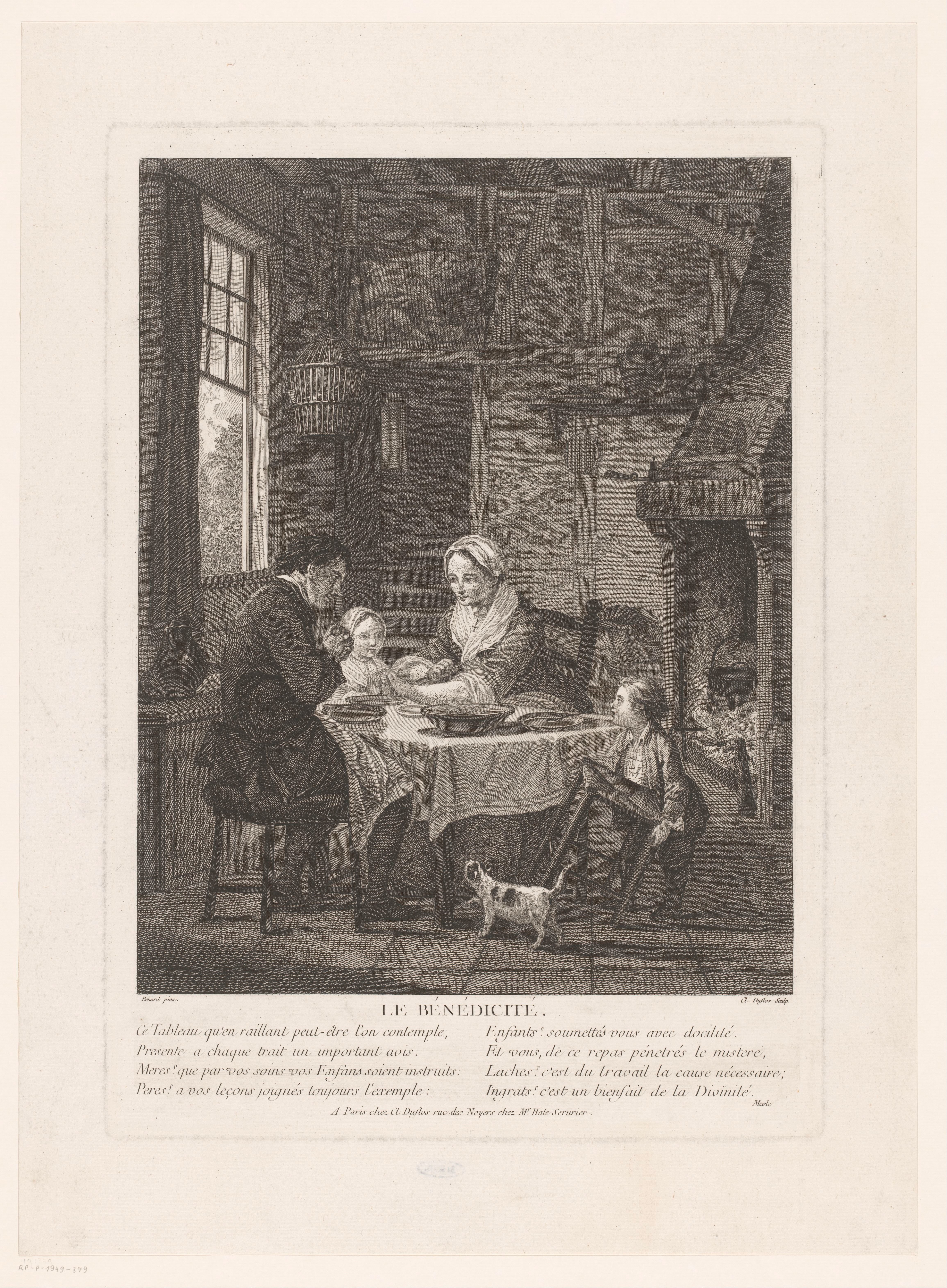 Interieur met gezin dat het eten zegent aan tafel