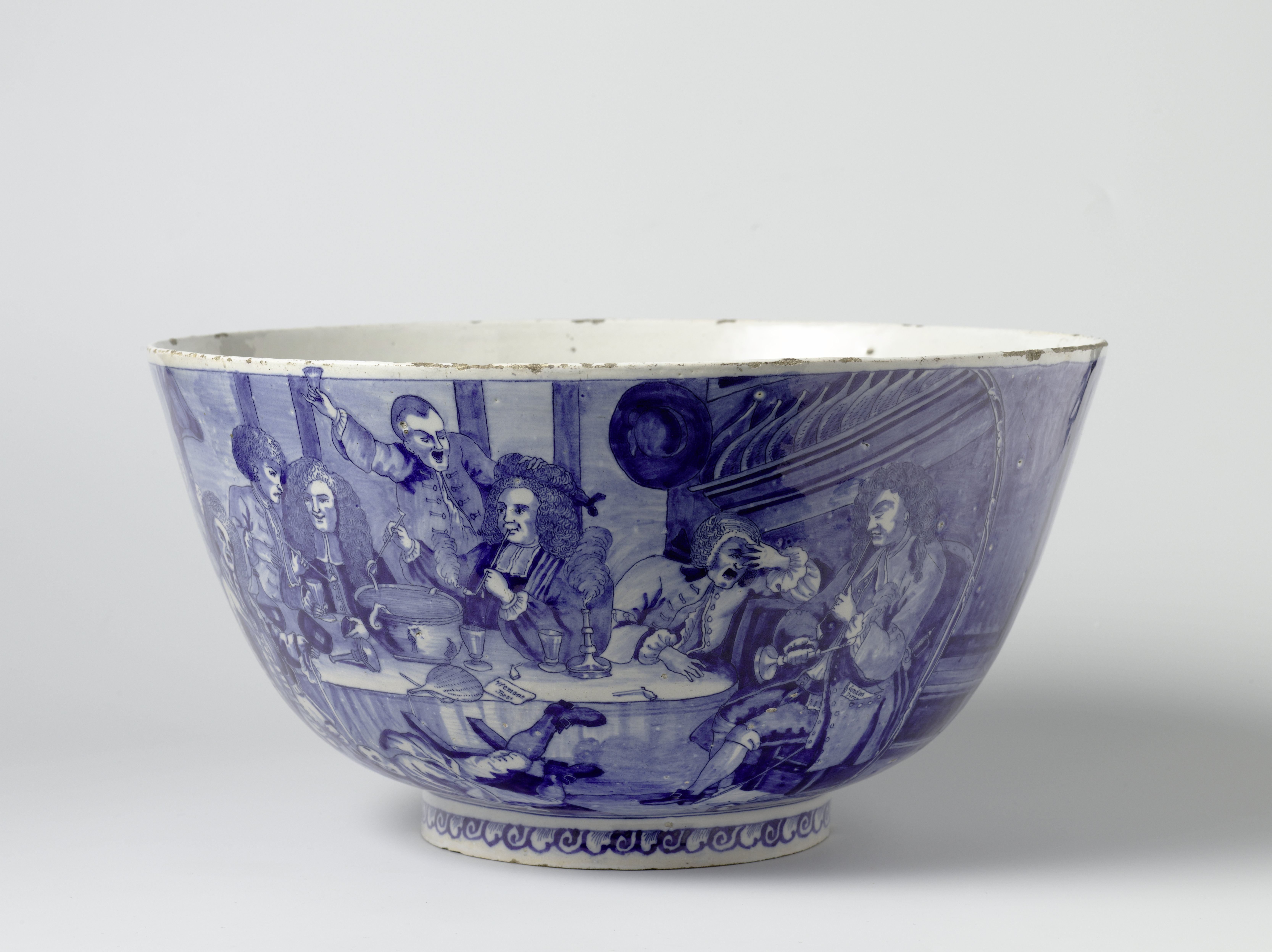 Punch bowl