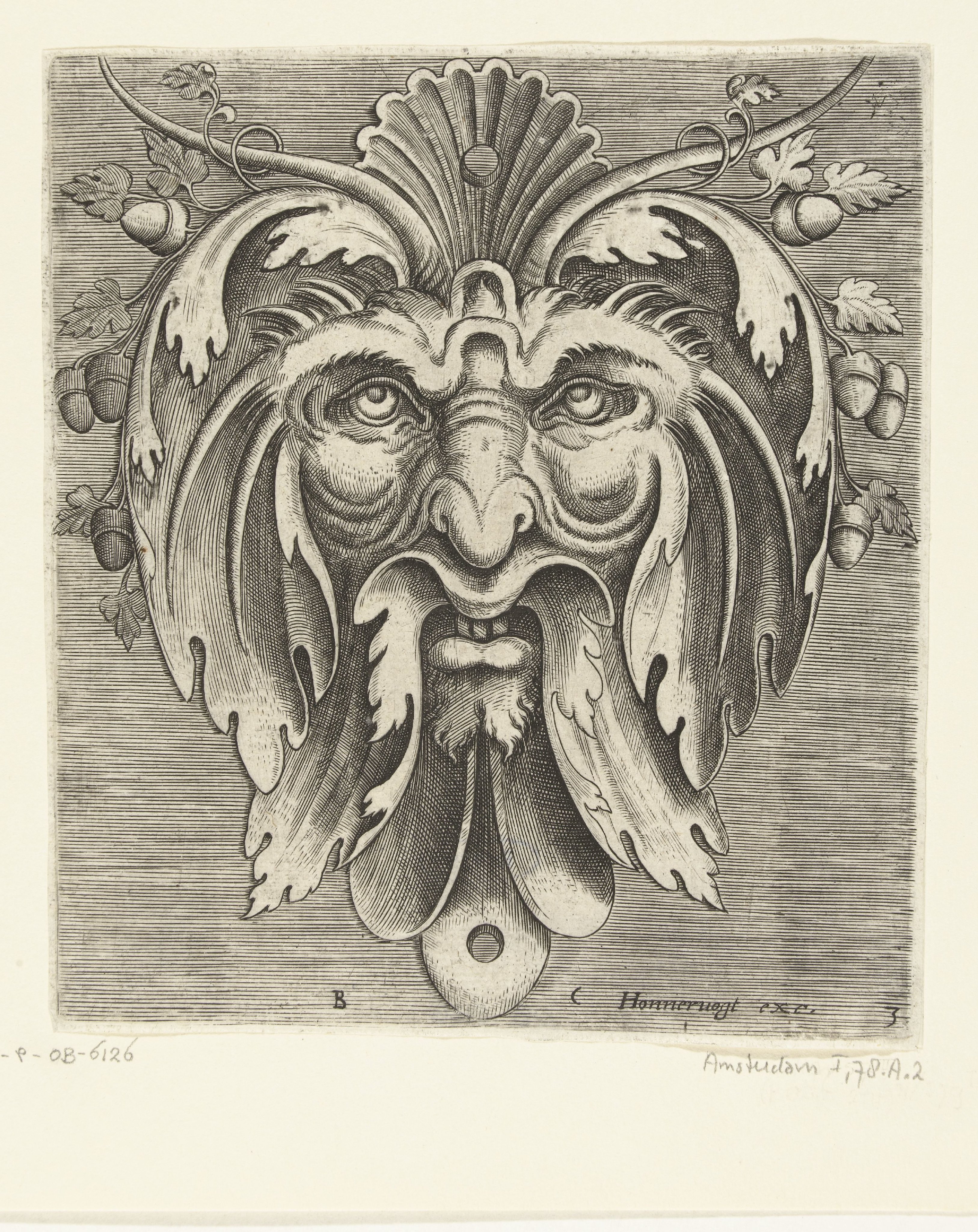 Masker met acht eikels in het haar
