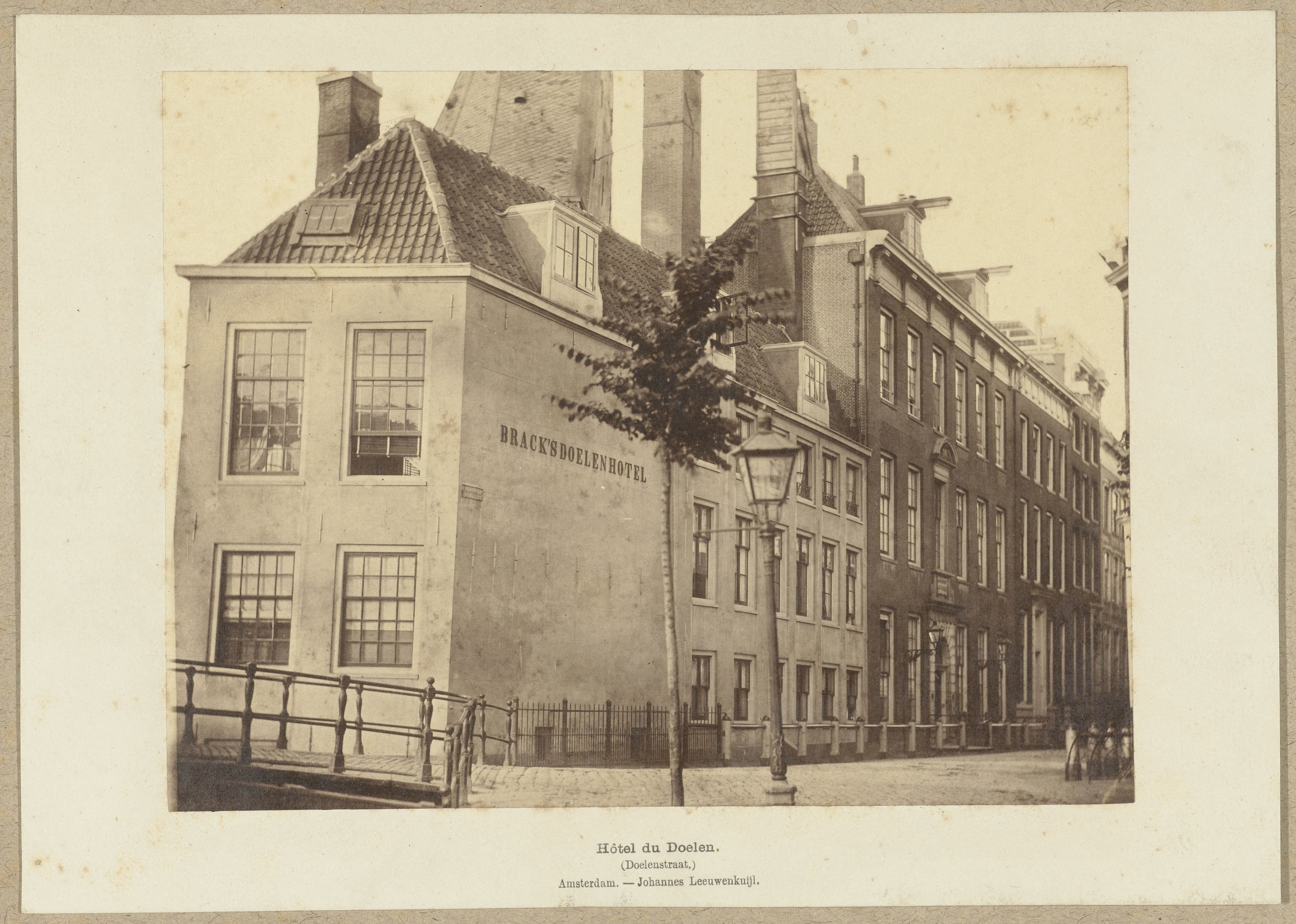 Doelenhotel te Amsterdam