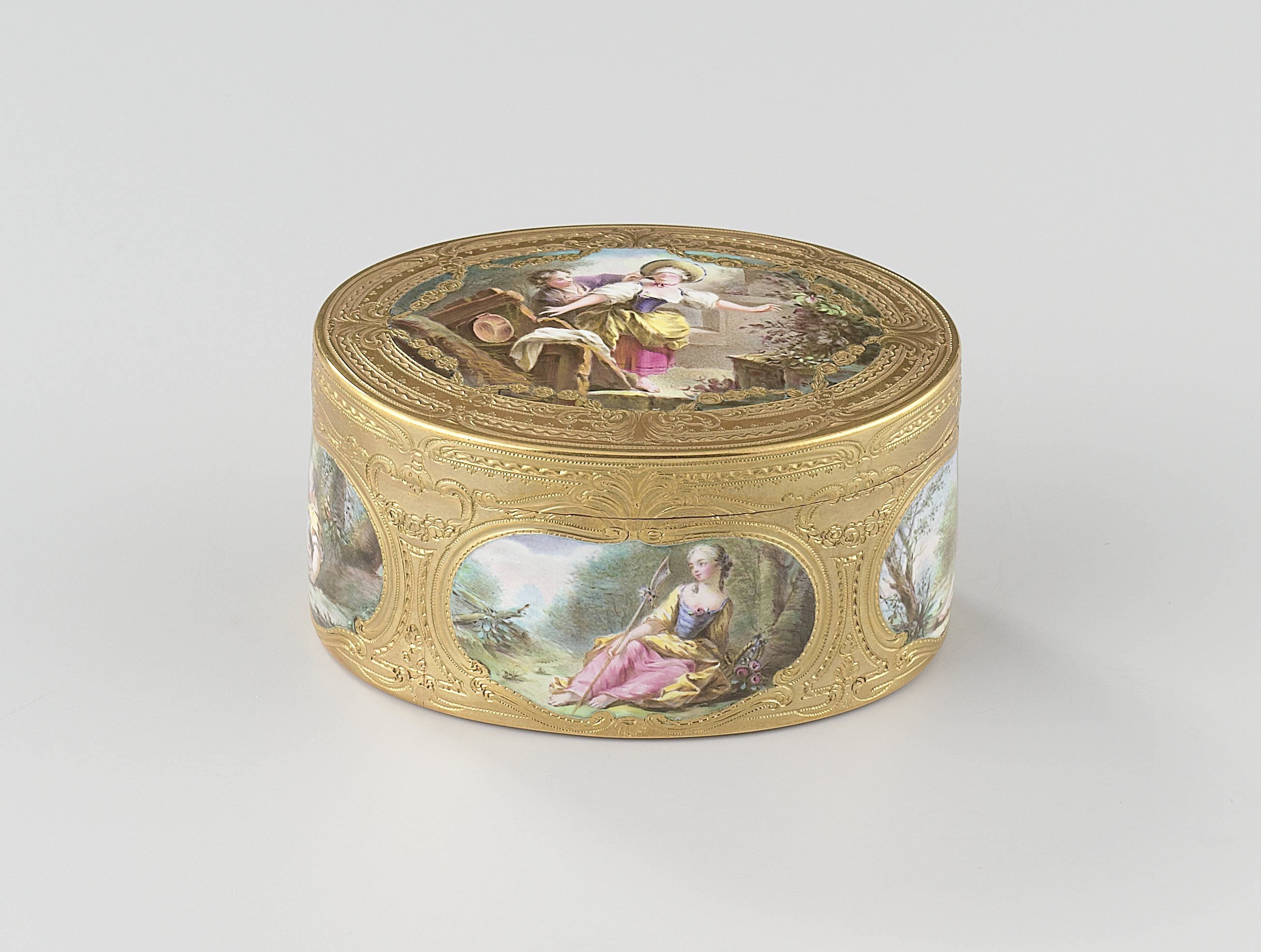 Snuffbox