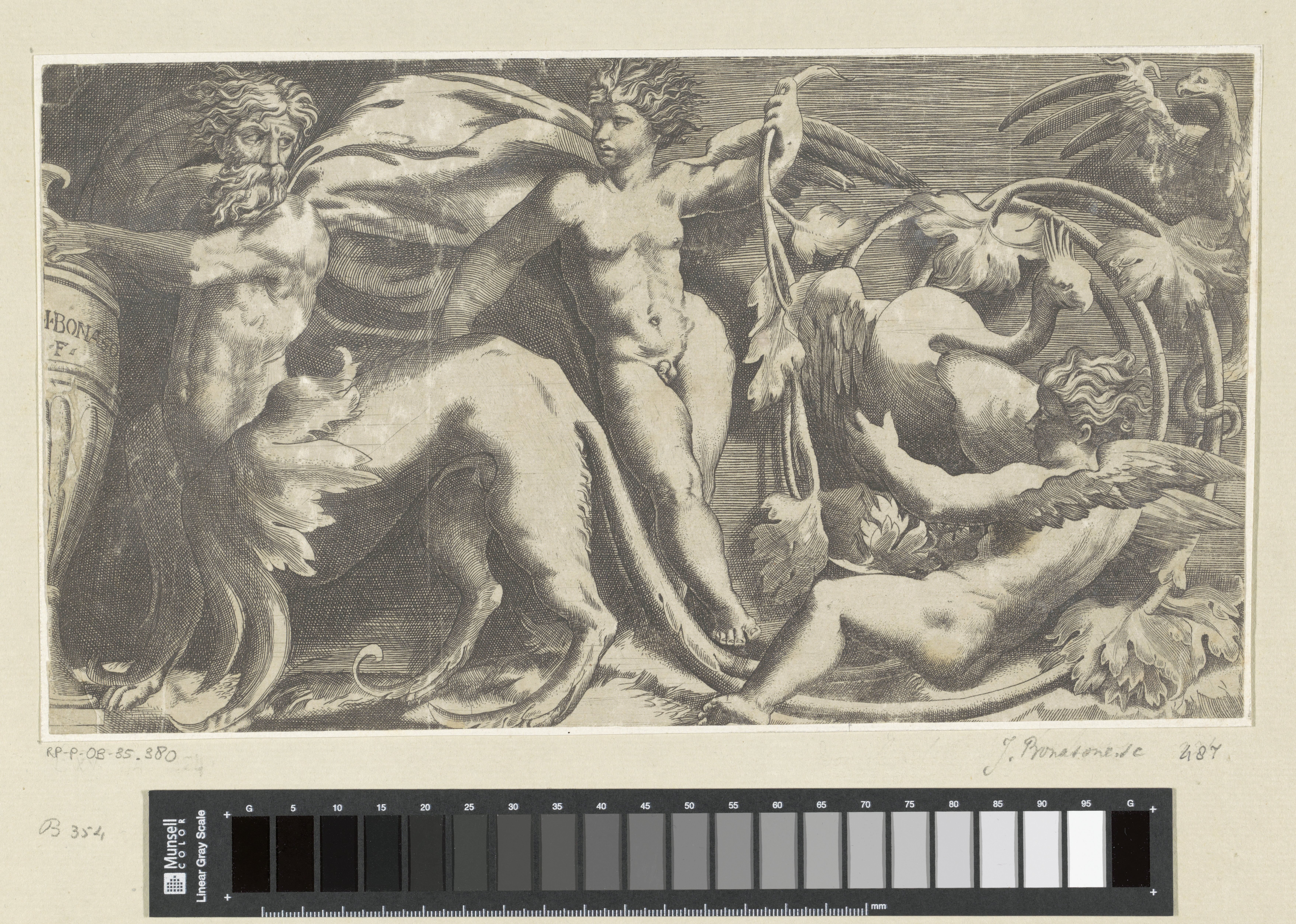 Fries met centaur, twee putti en twee vogels