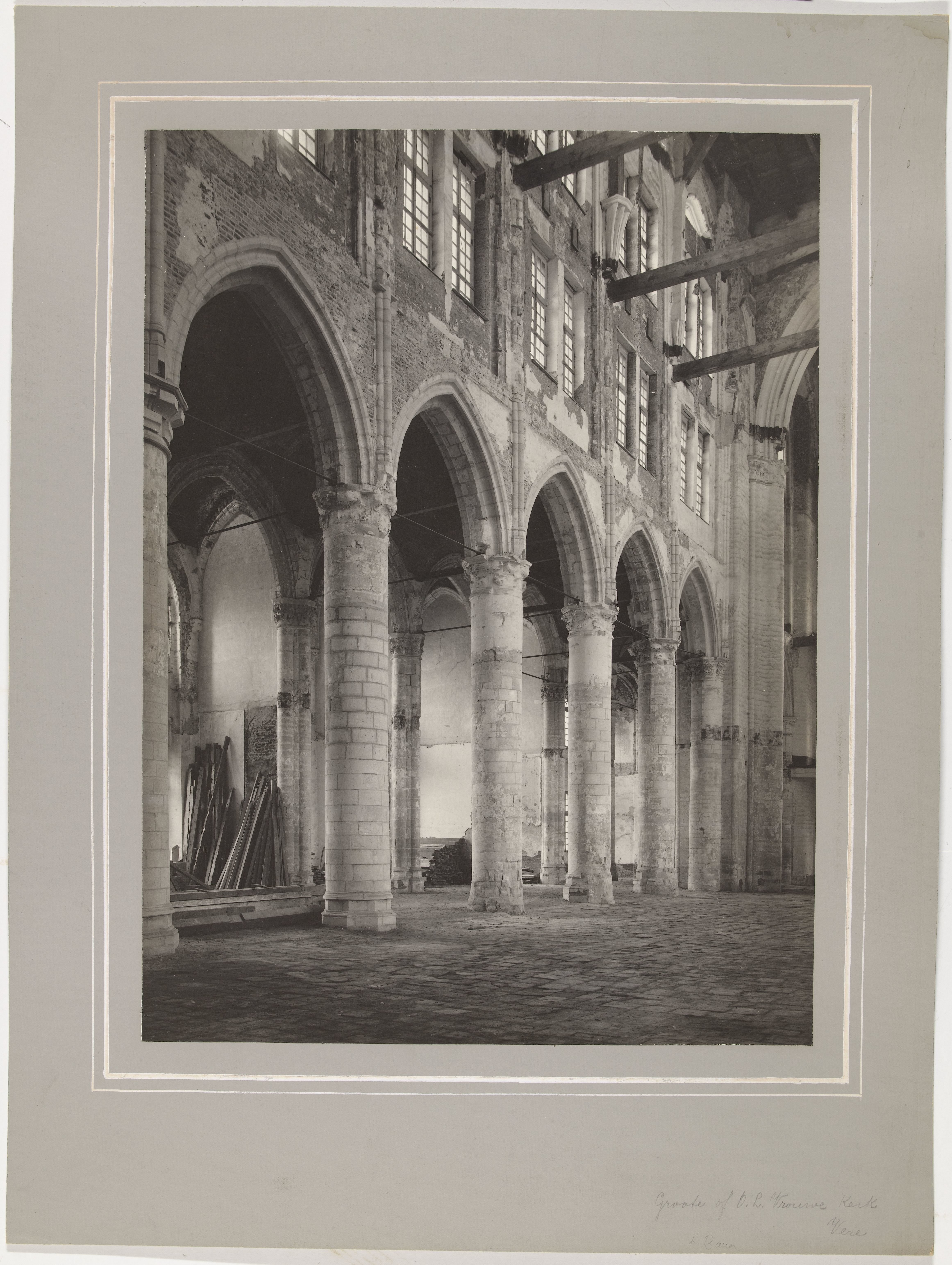 Interieur van de Grote of Onze-Lieve-Vrouwekerk te Veere