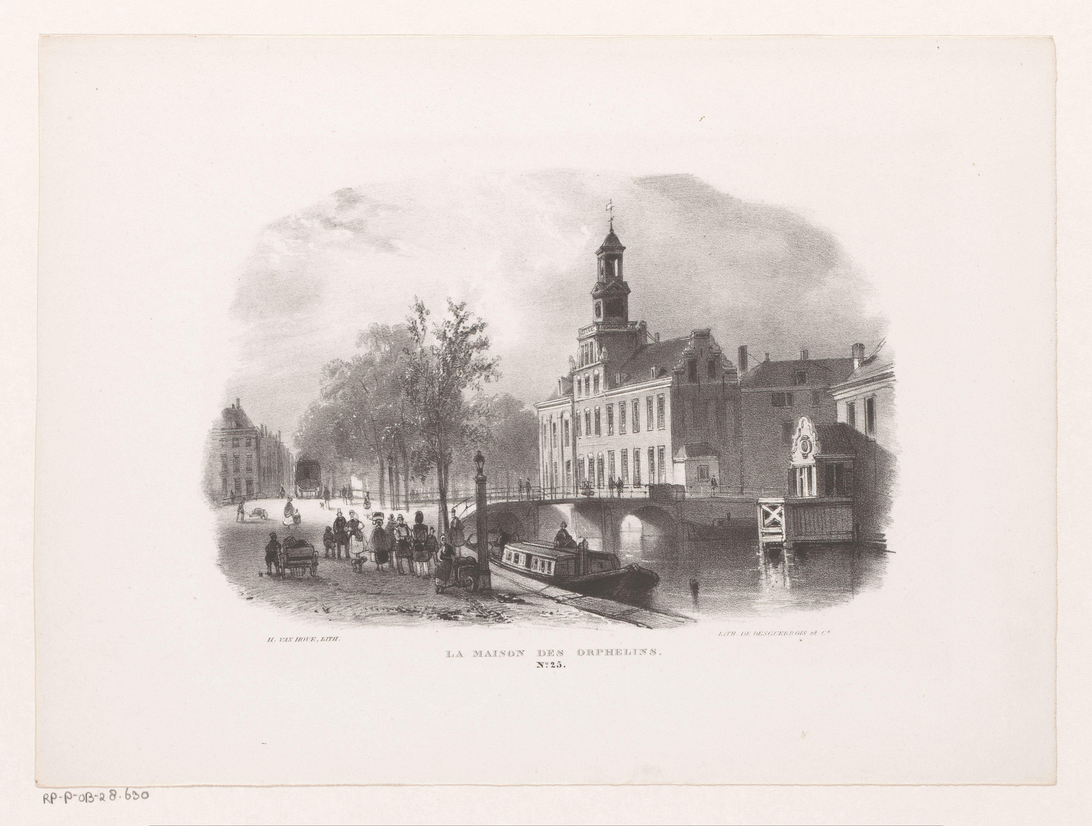 Gezicht op gracht en weeshuis in Den Haag