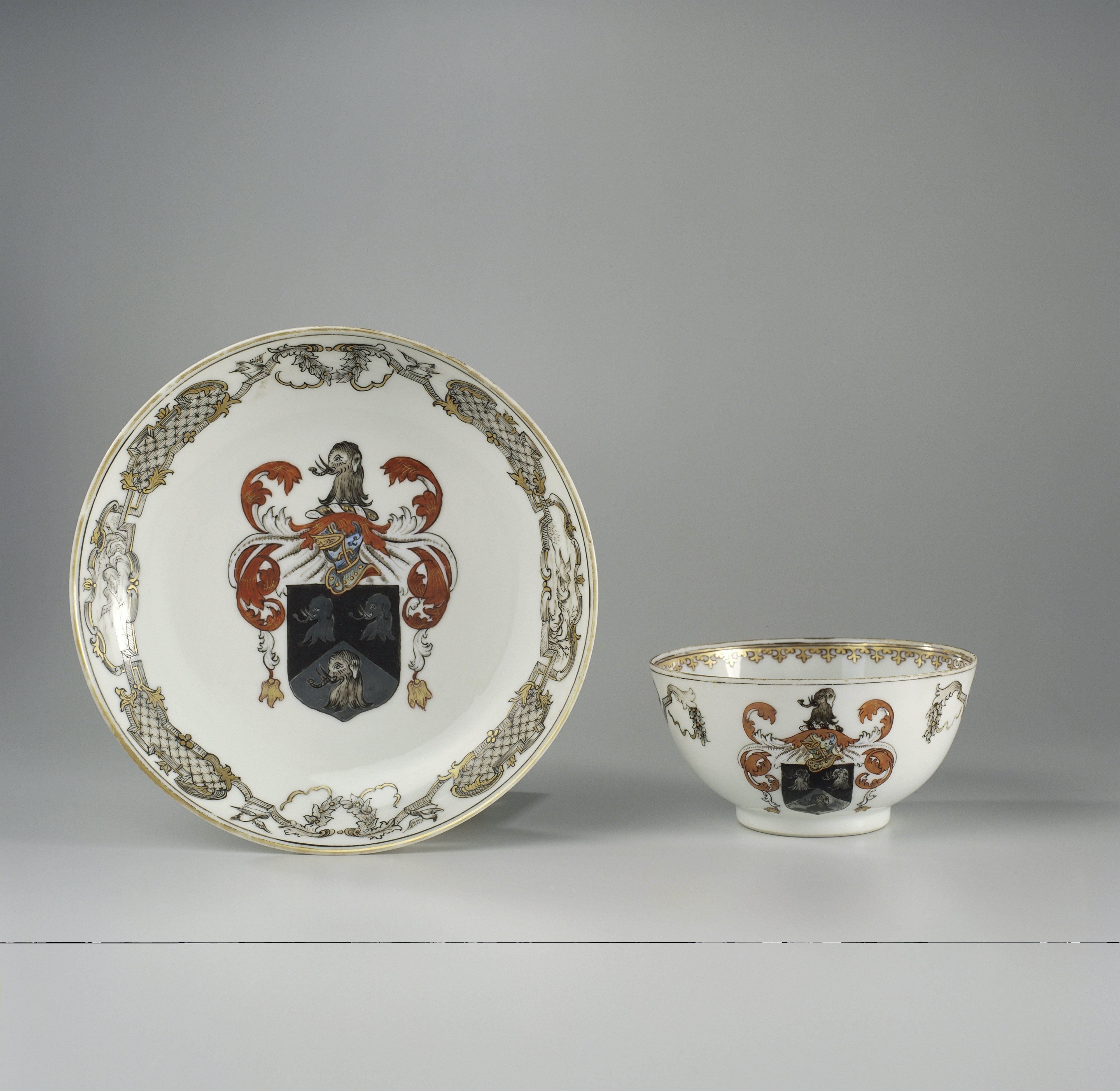 Cup and saucer with the arms of the Saunders family