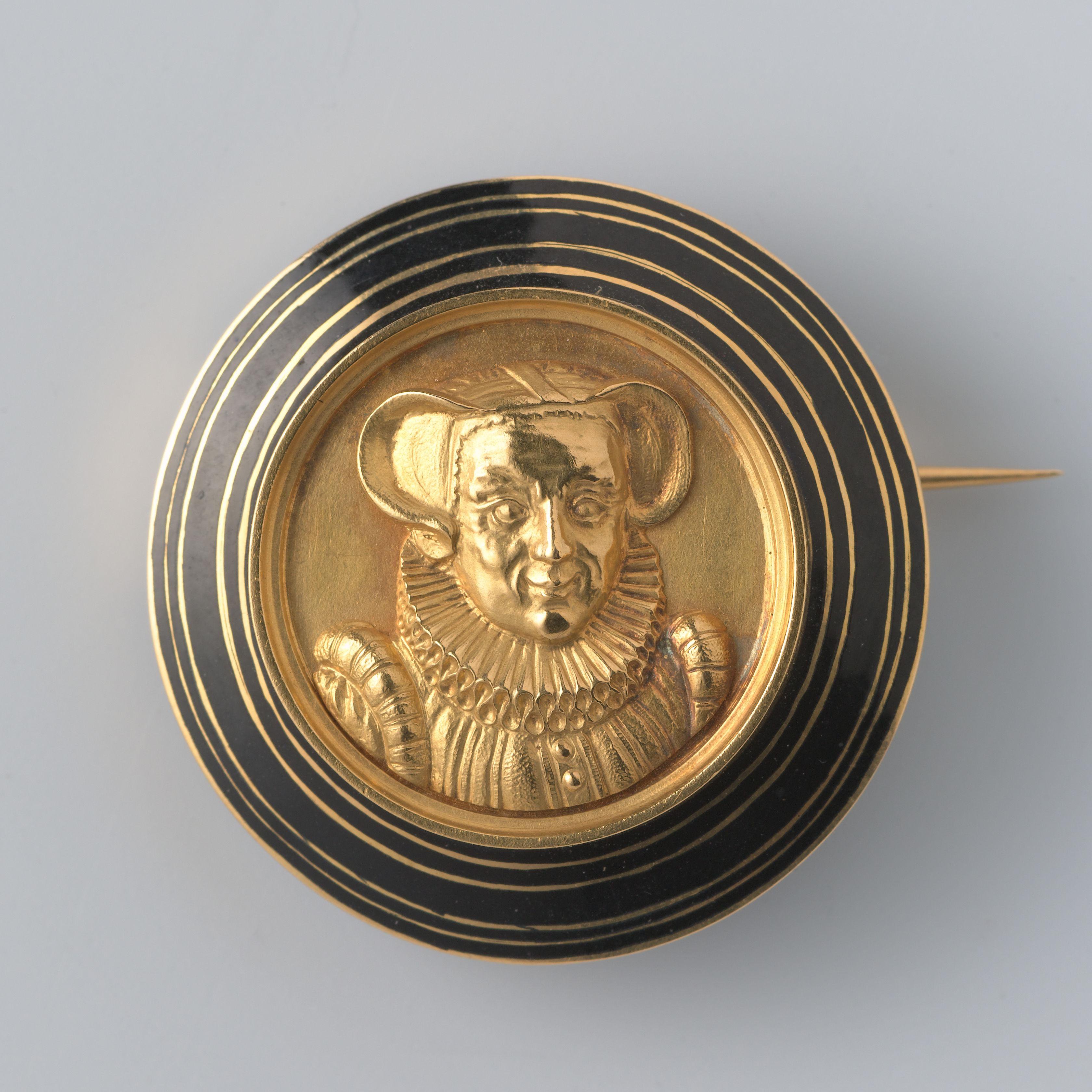 Parure (set of matching jewellery)