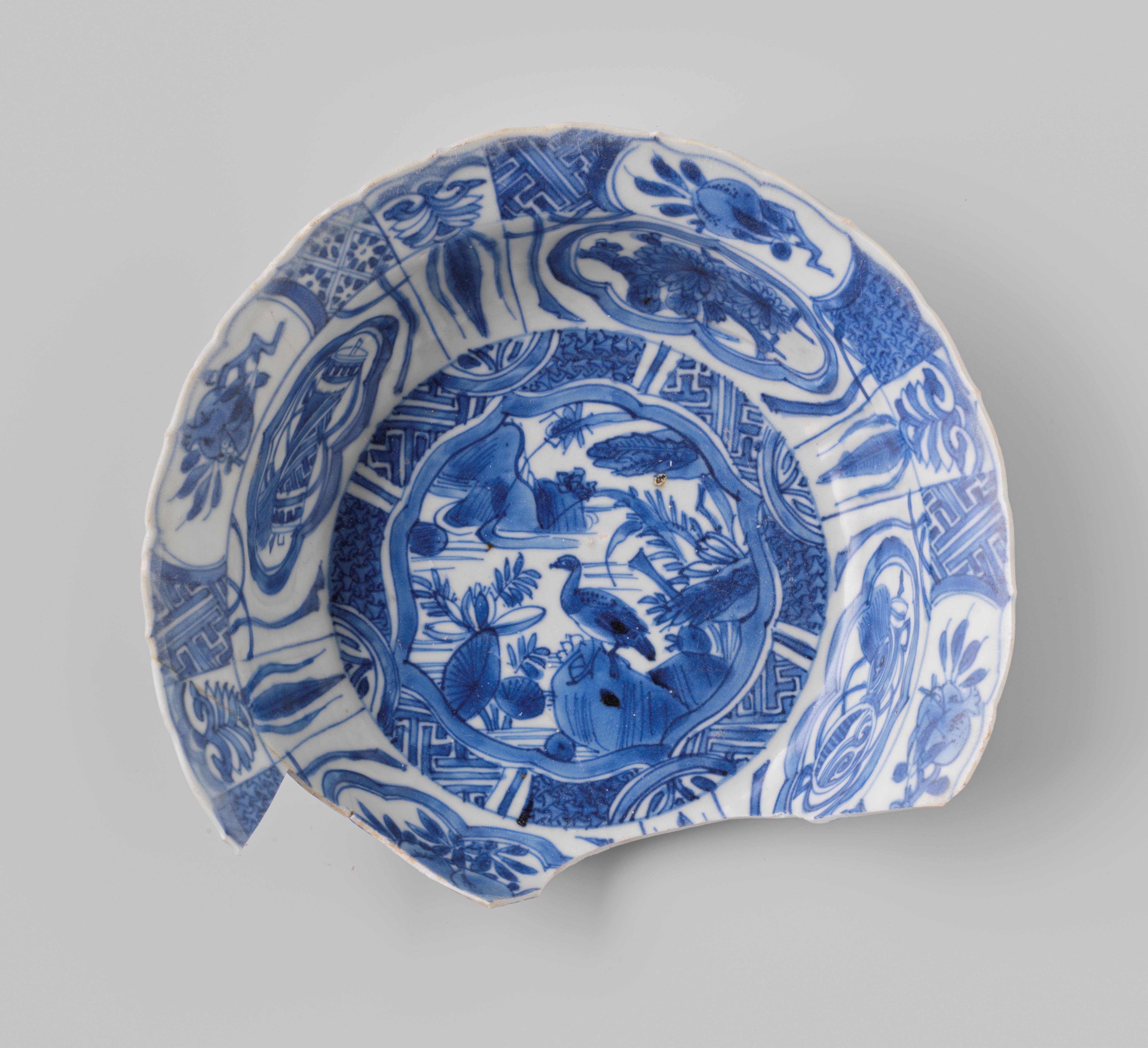 Shallow bowl or klapmuts of Chinese porcelain from the wreck of the Dutch East Indiaman Witte Leeuw