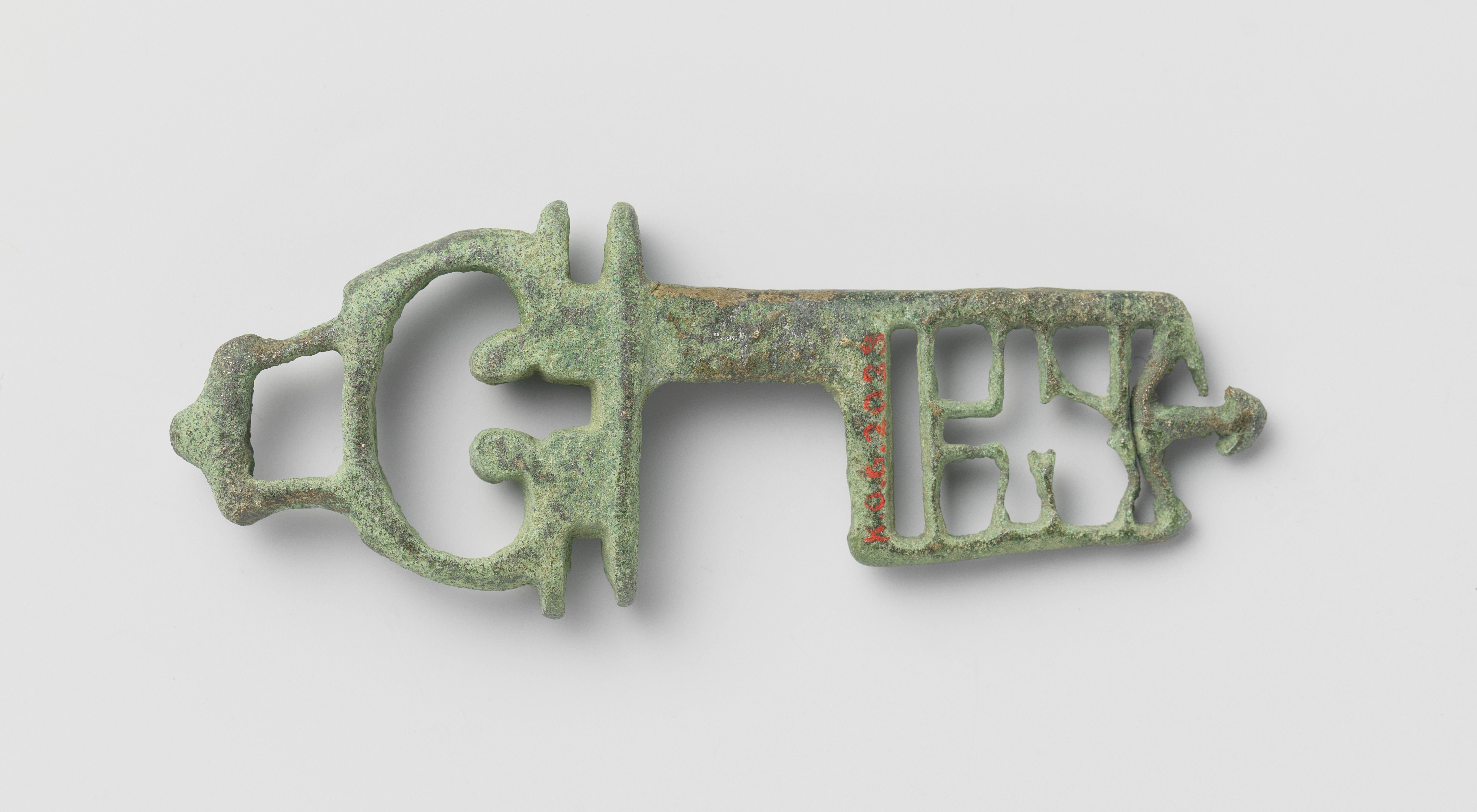 Key latch