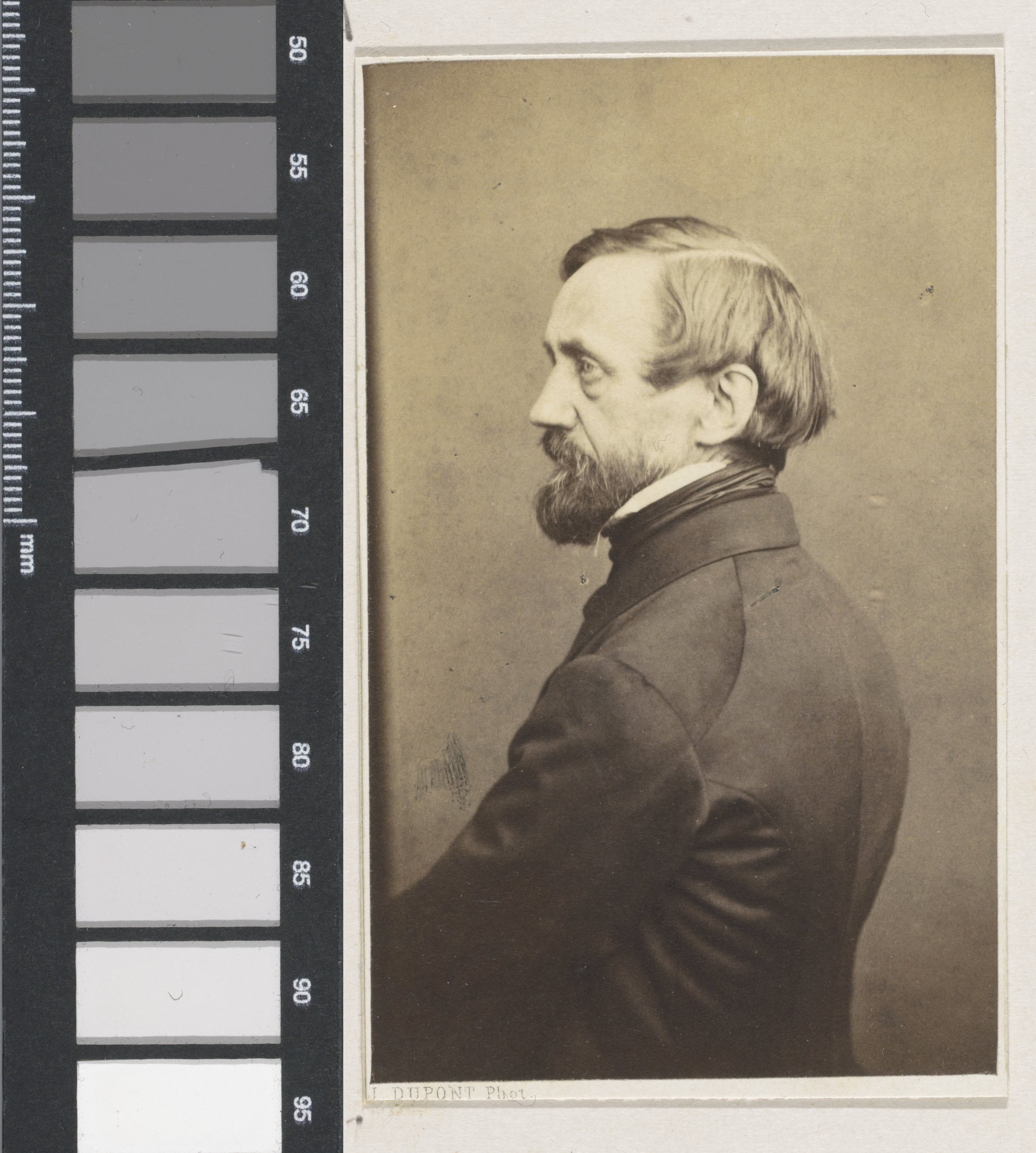 Portret van de schilder Jean Antoine Verschaeren, halffiguur