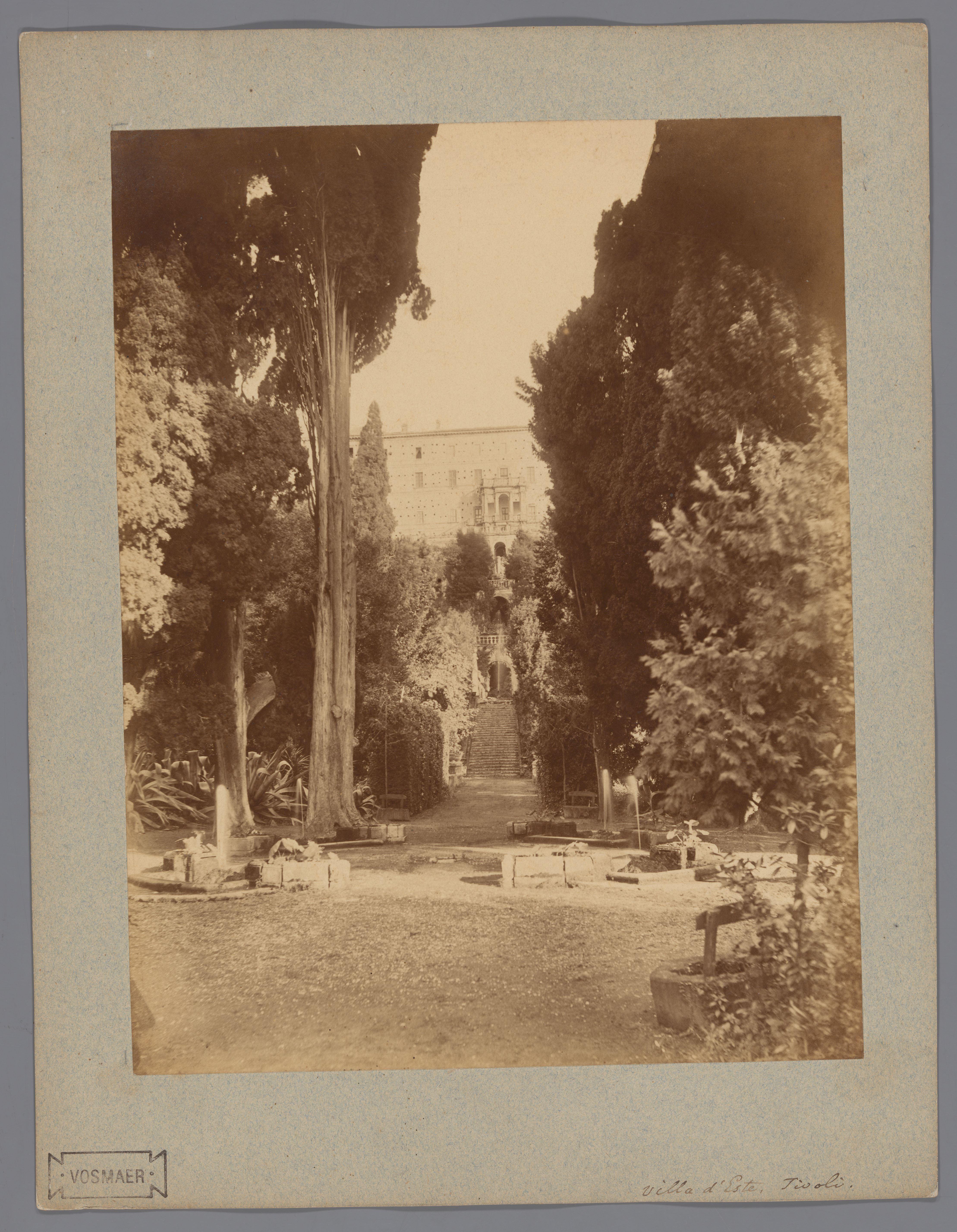 Gezicht op de Villa d'Este te Tivoli