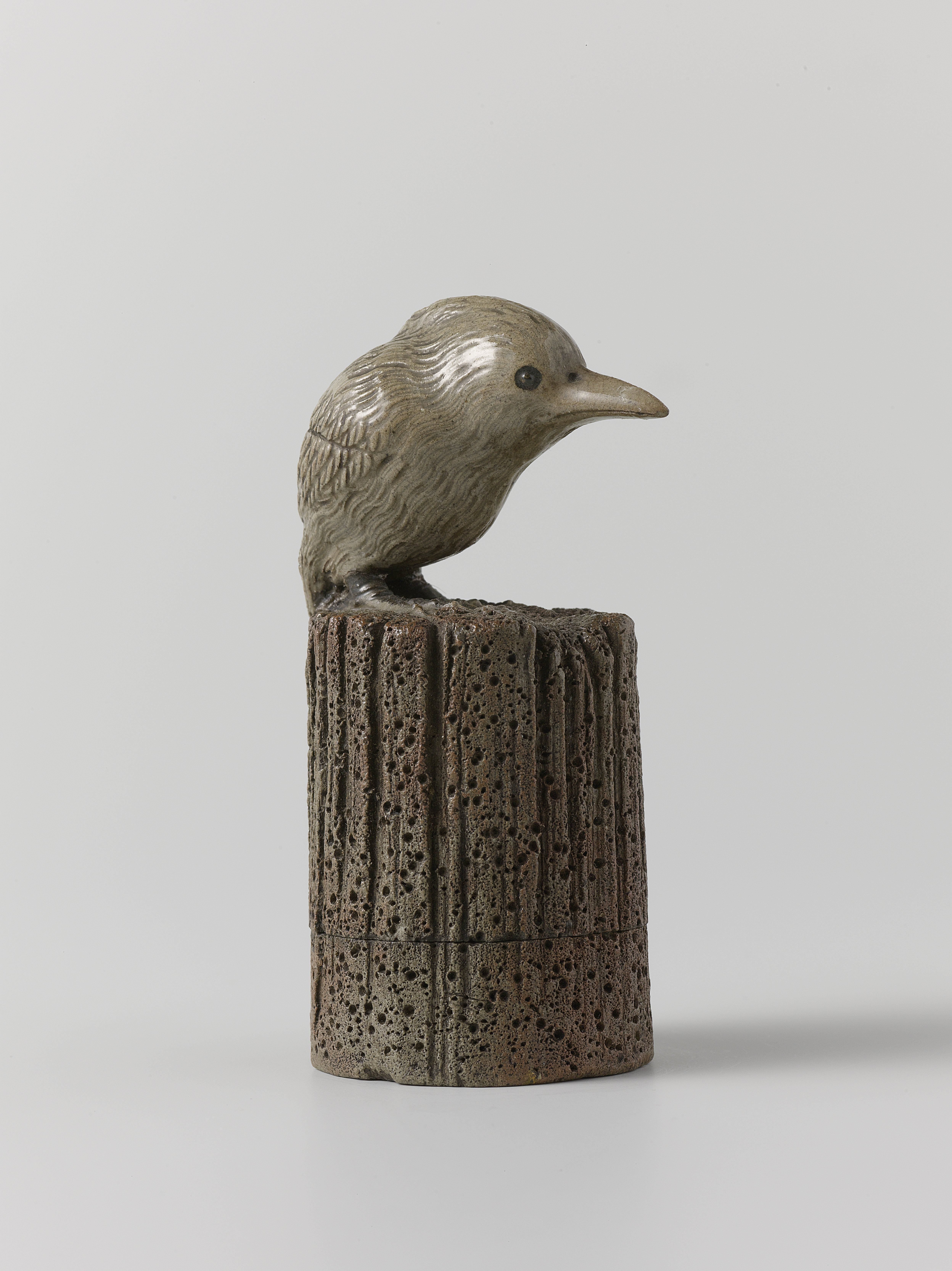 Kogo (incense storage box)