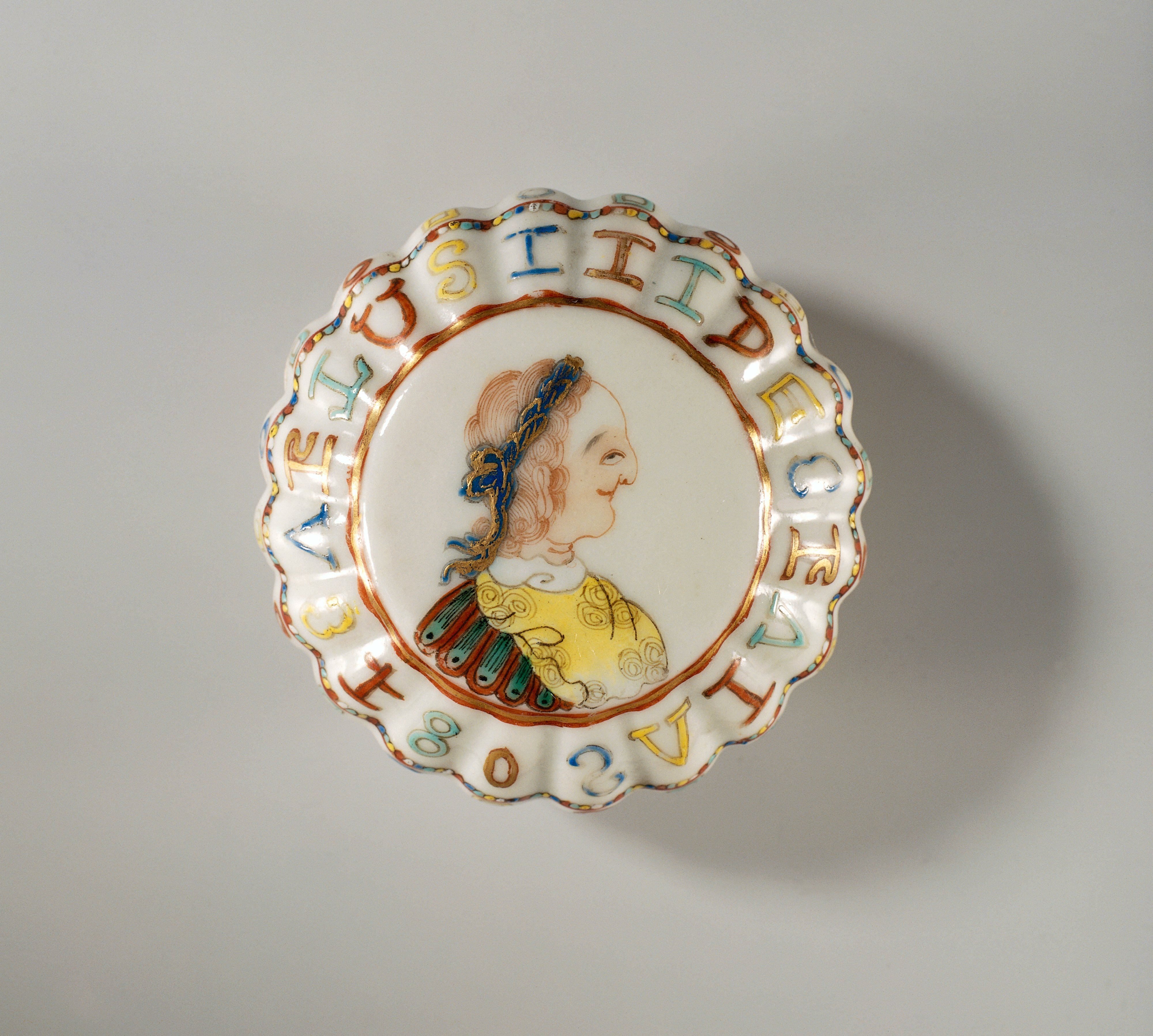Covered box with a portrait of Charles III of Spain