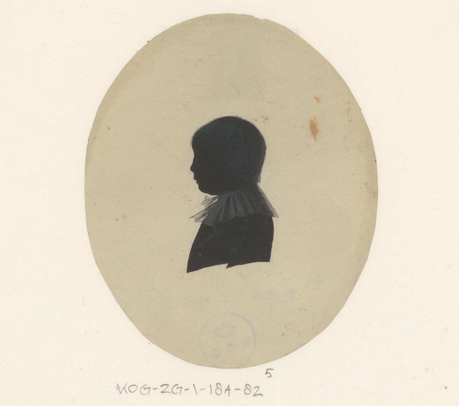 Silhouetportret van een onbekende jongen met geplooide kraag