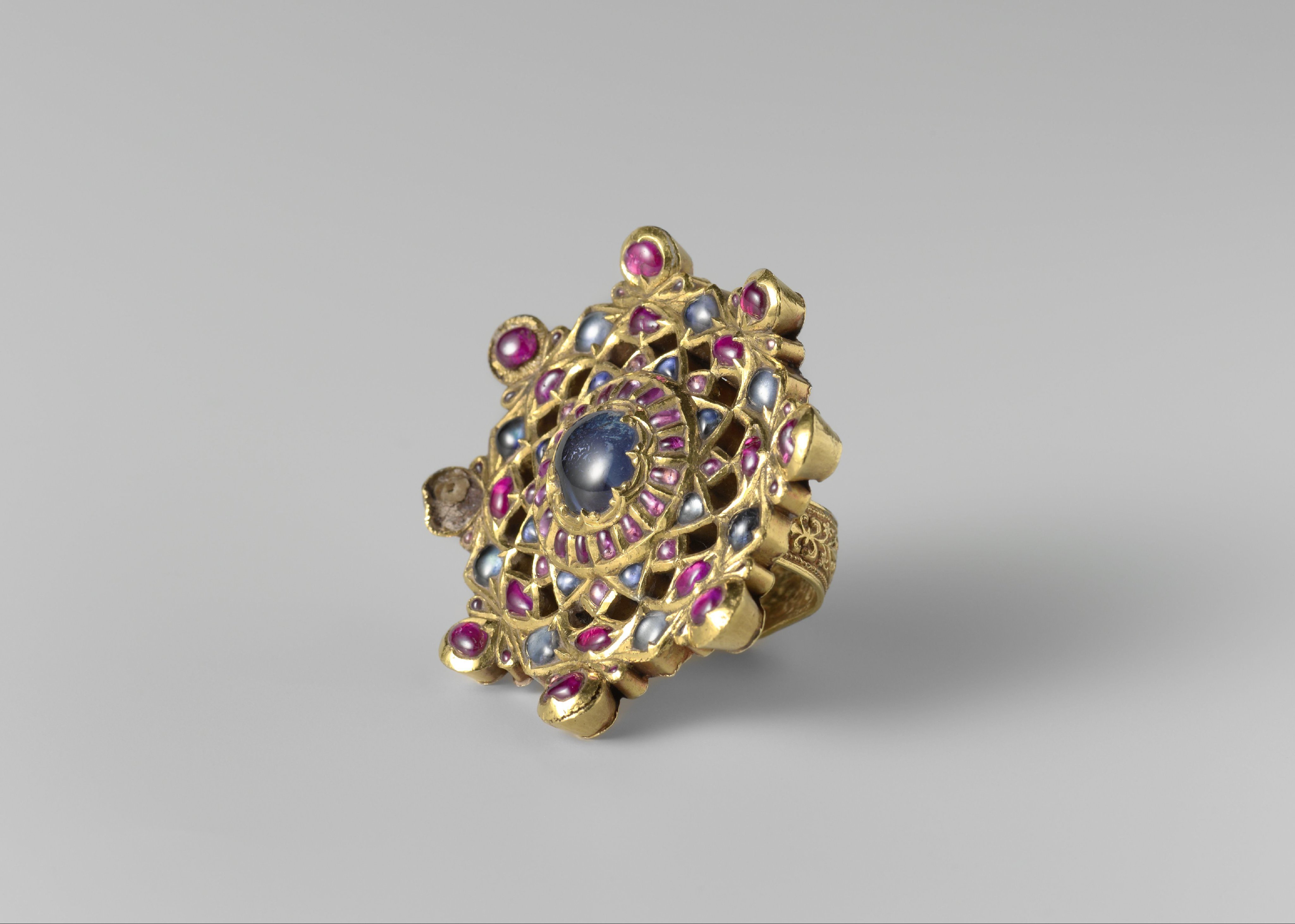 Ring
