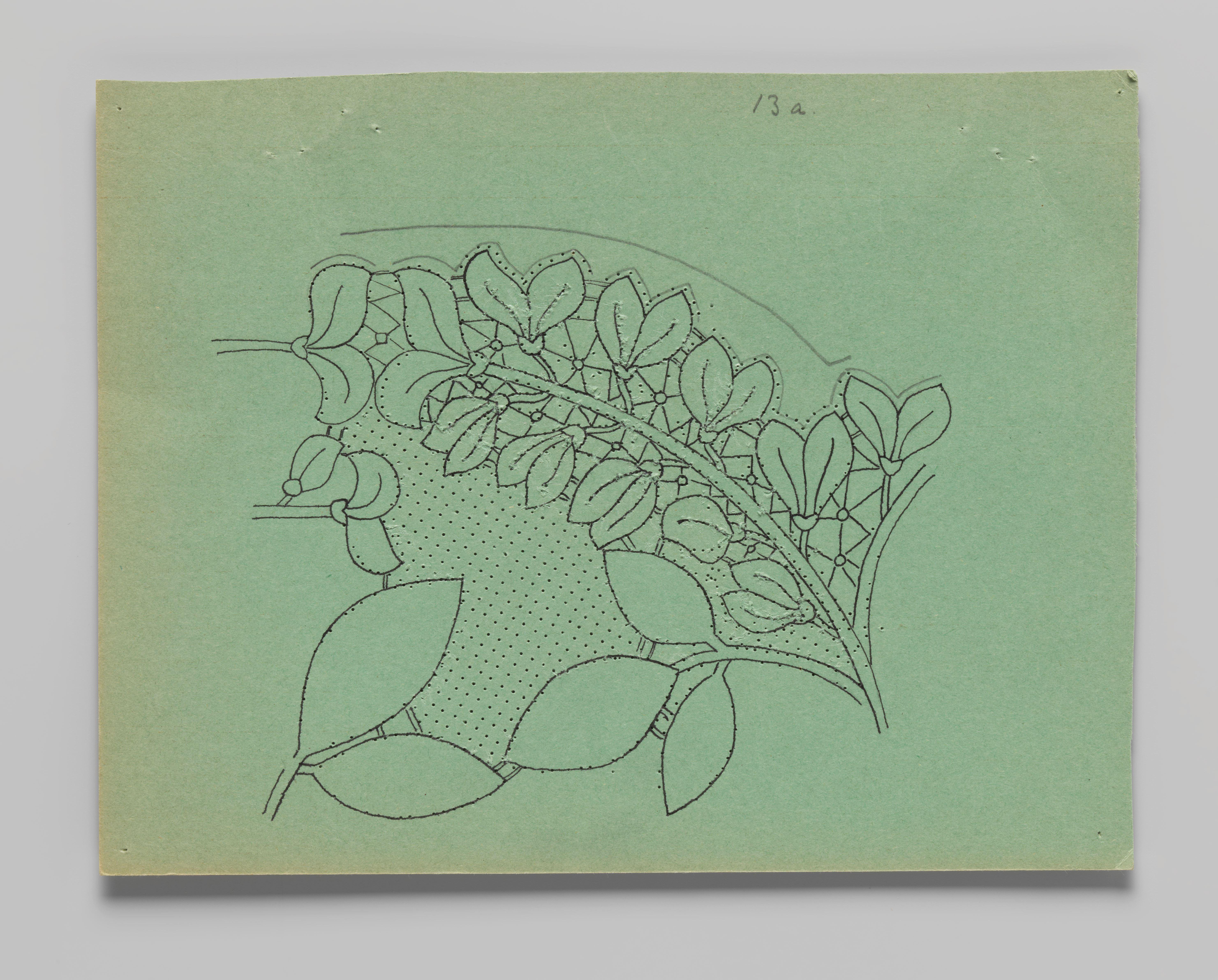 Kantpatroon voor een kleed van kloskant met goudenregentakken en -bloemen