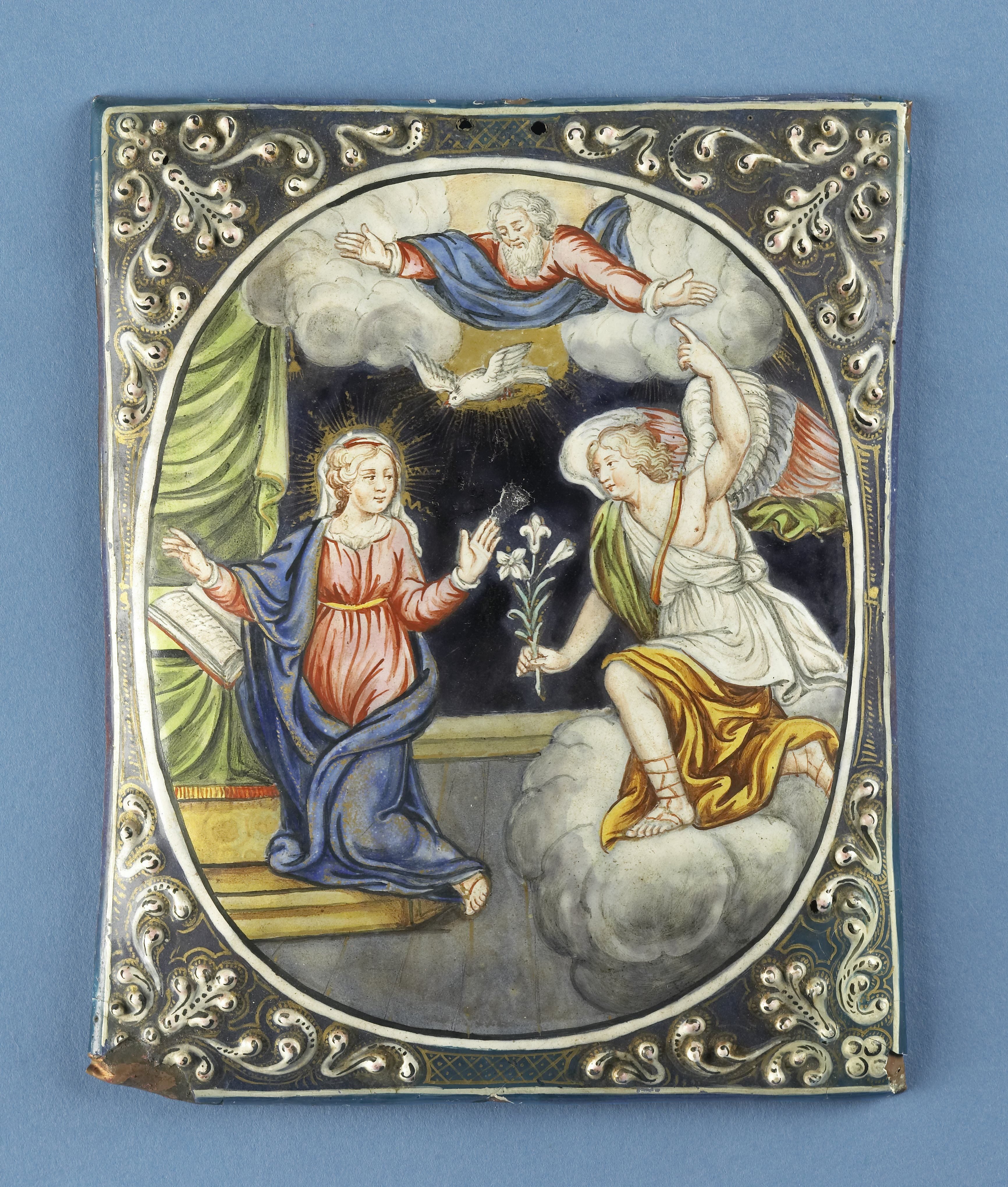Plaquette van koper met émail met voorstelling van de Annunciatie