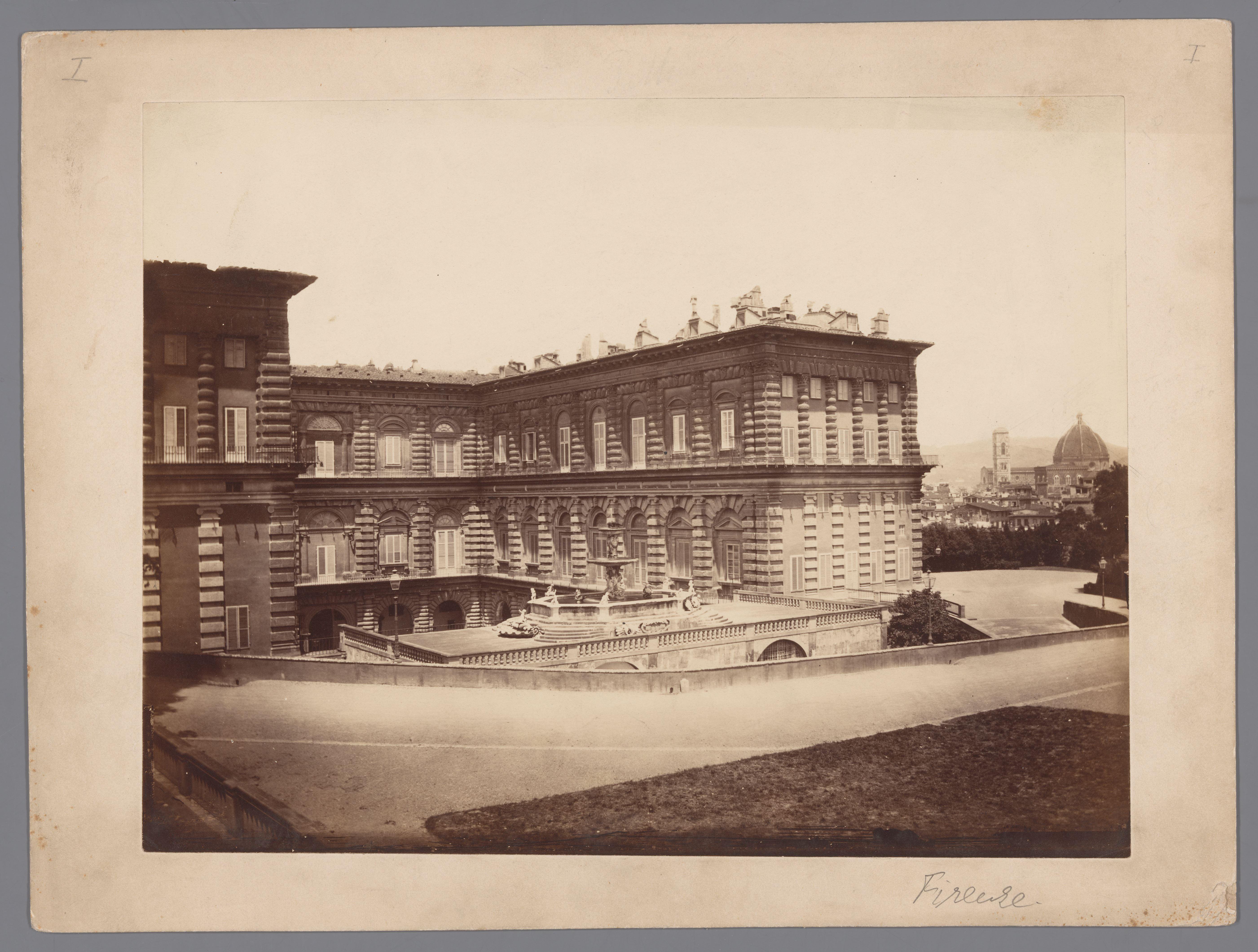 Gezicht op het Palazzo Pitti te Florence