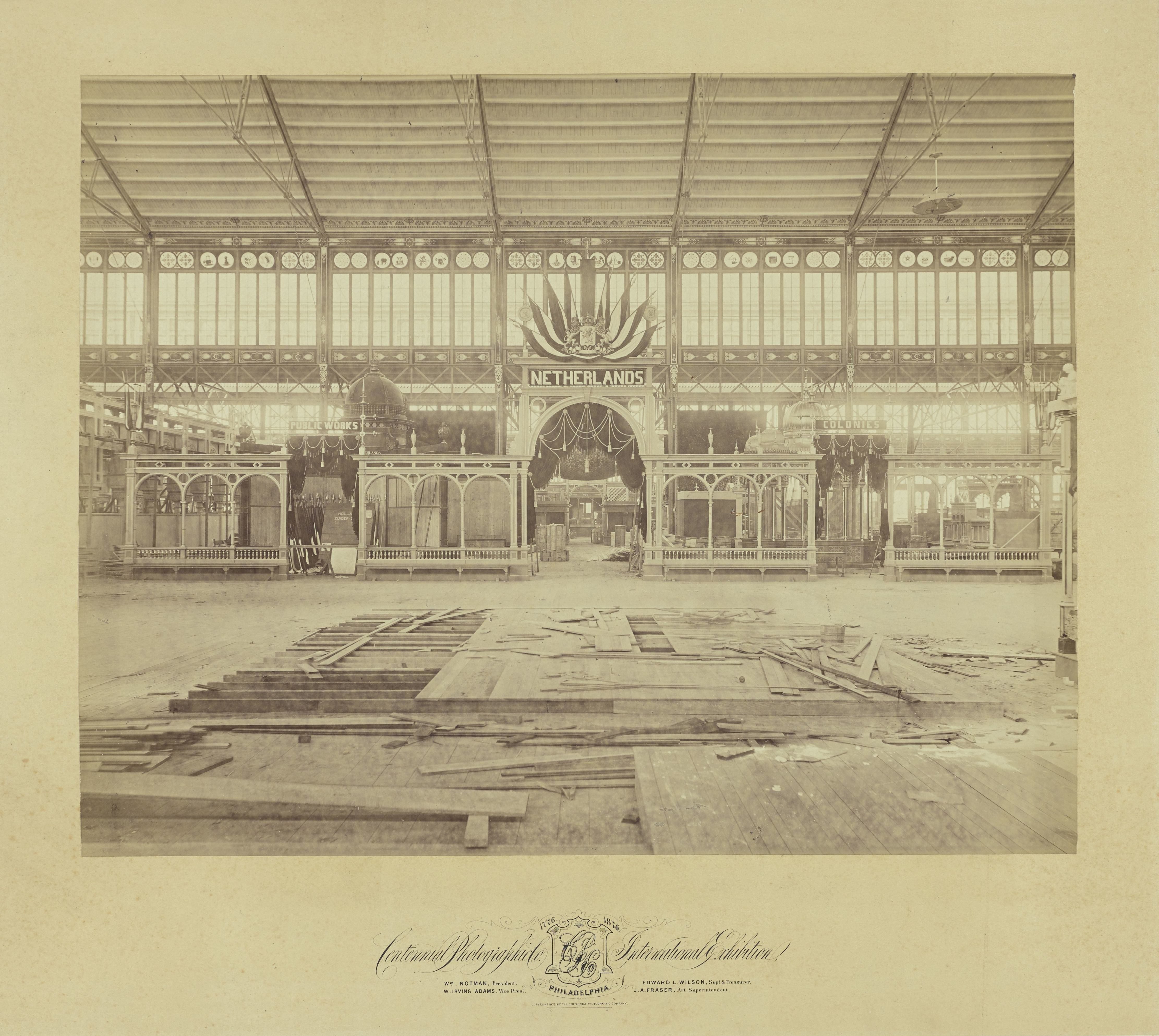 Opbouw van de Nederlandse afdeling in de International Exhibition Philadelphia, 1876