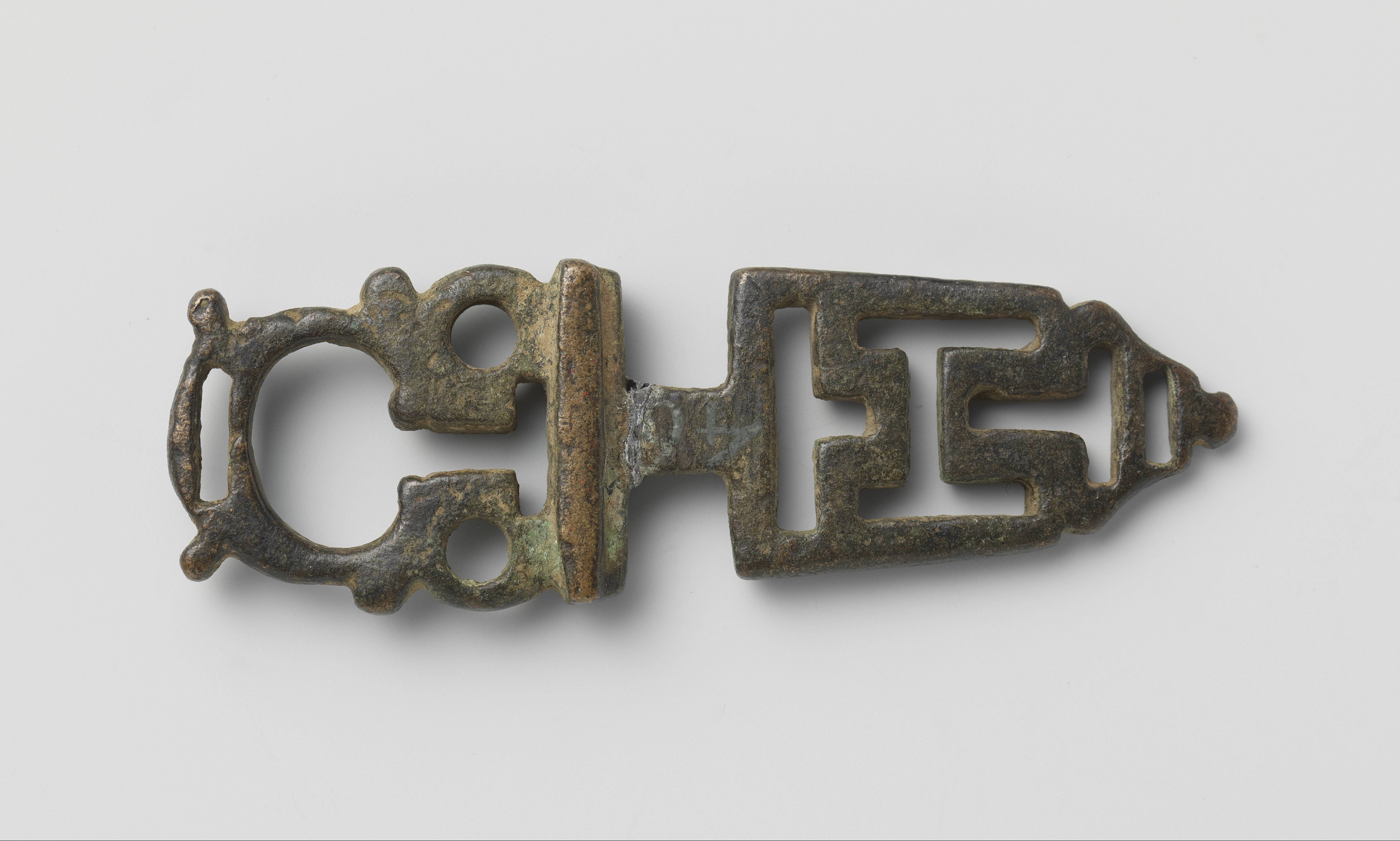 Key latch