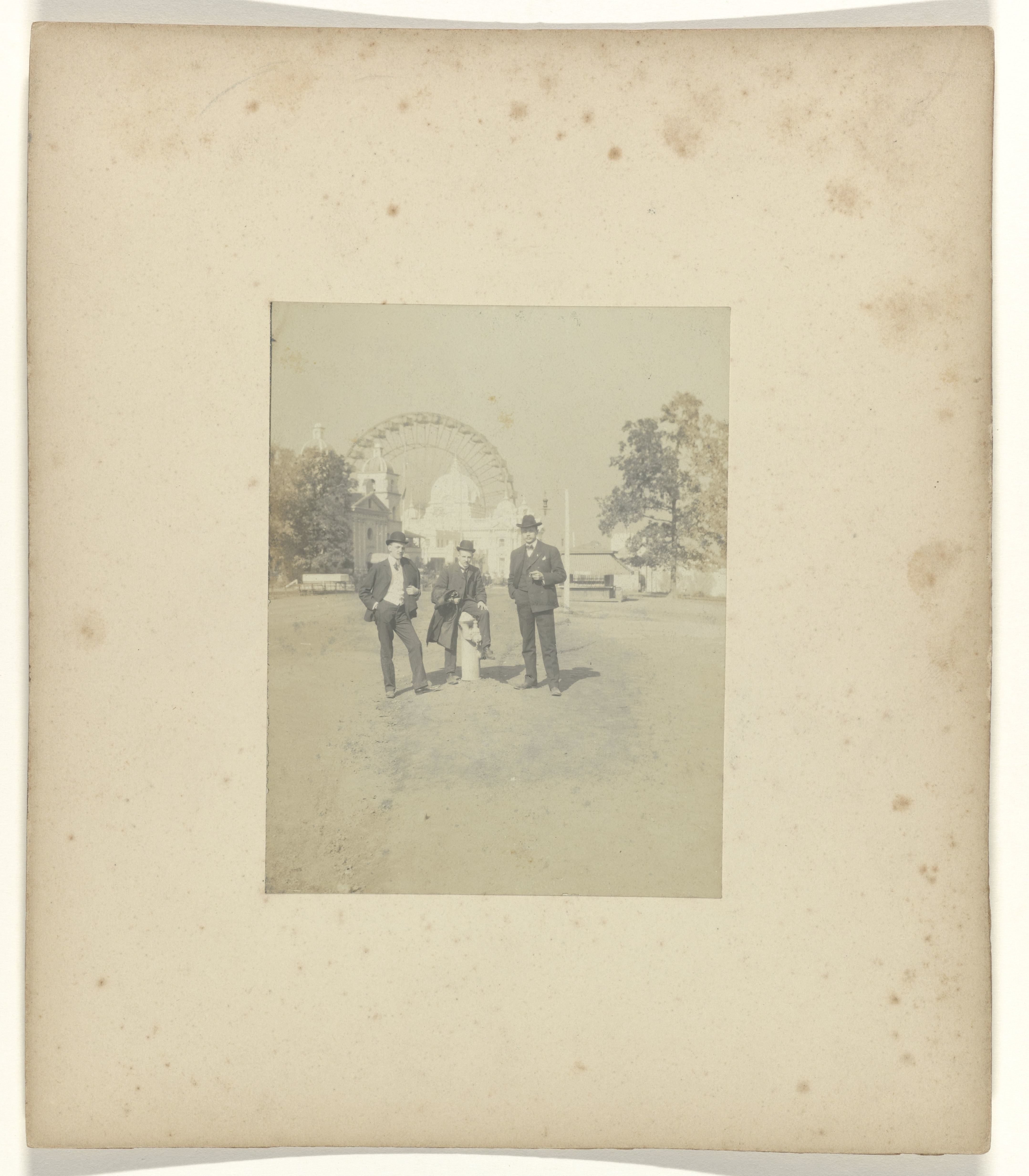 Jan C. Schüller en Tony Artz voor Mr. Ferris’ Wheel op de wereldtentoonstelling in St. Louis (Louisiana Purchase Exposition), 1904