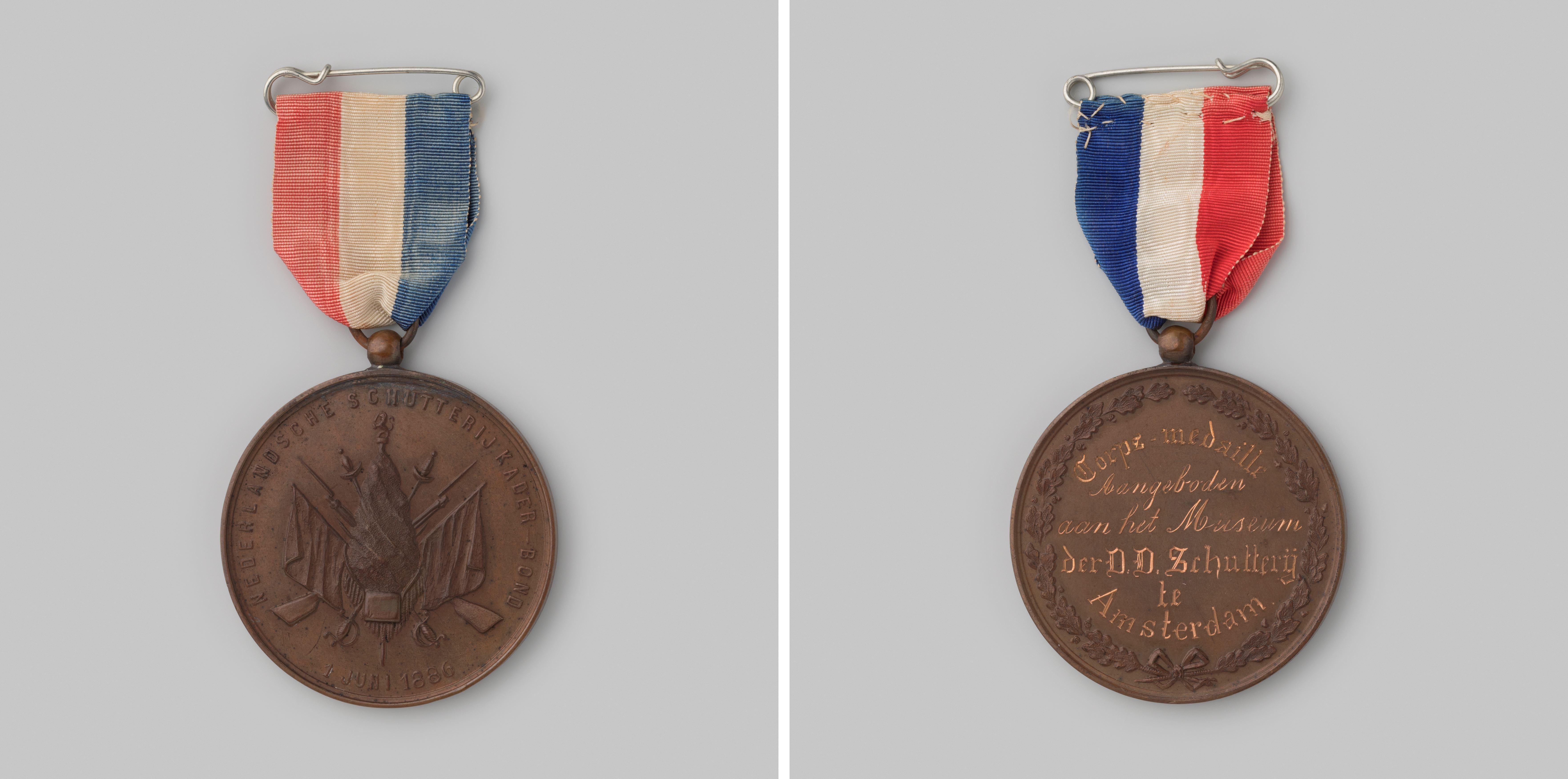 Afslag van een prijspenning (corps-medaille) van de Nederlandsche Schutterij-Kaderbond