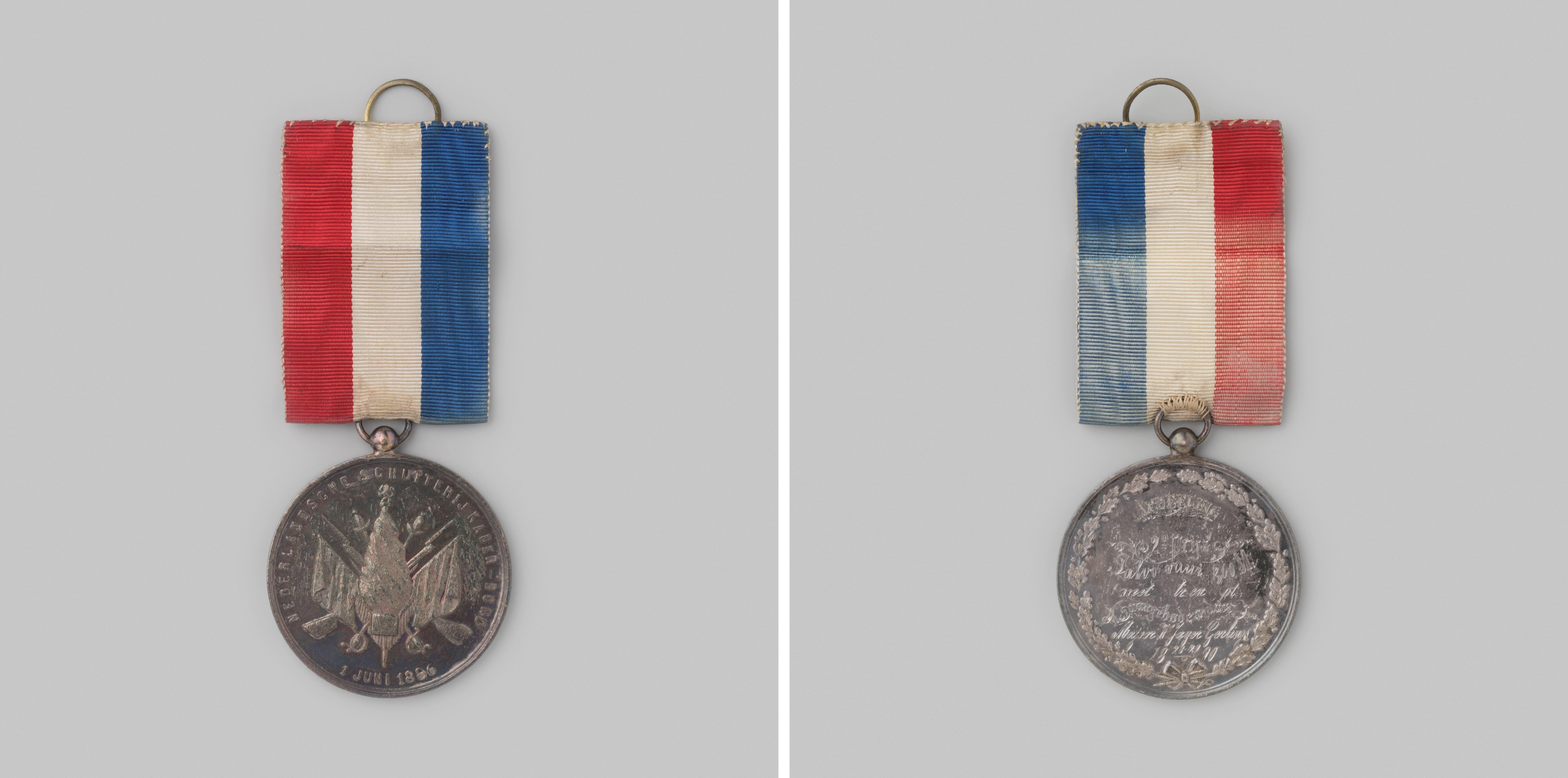 Prijspenning van de Nederlandsche Schutterij-Kaderbond 1886-1890, salvovuur, tweede prijs