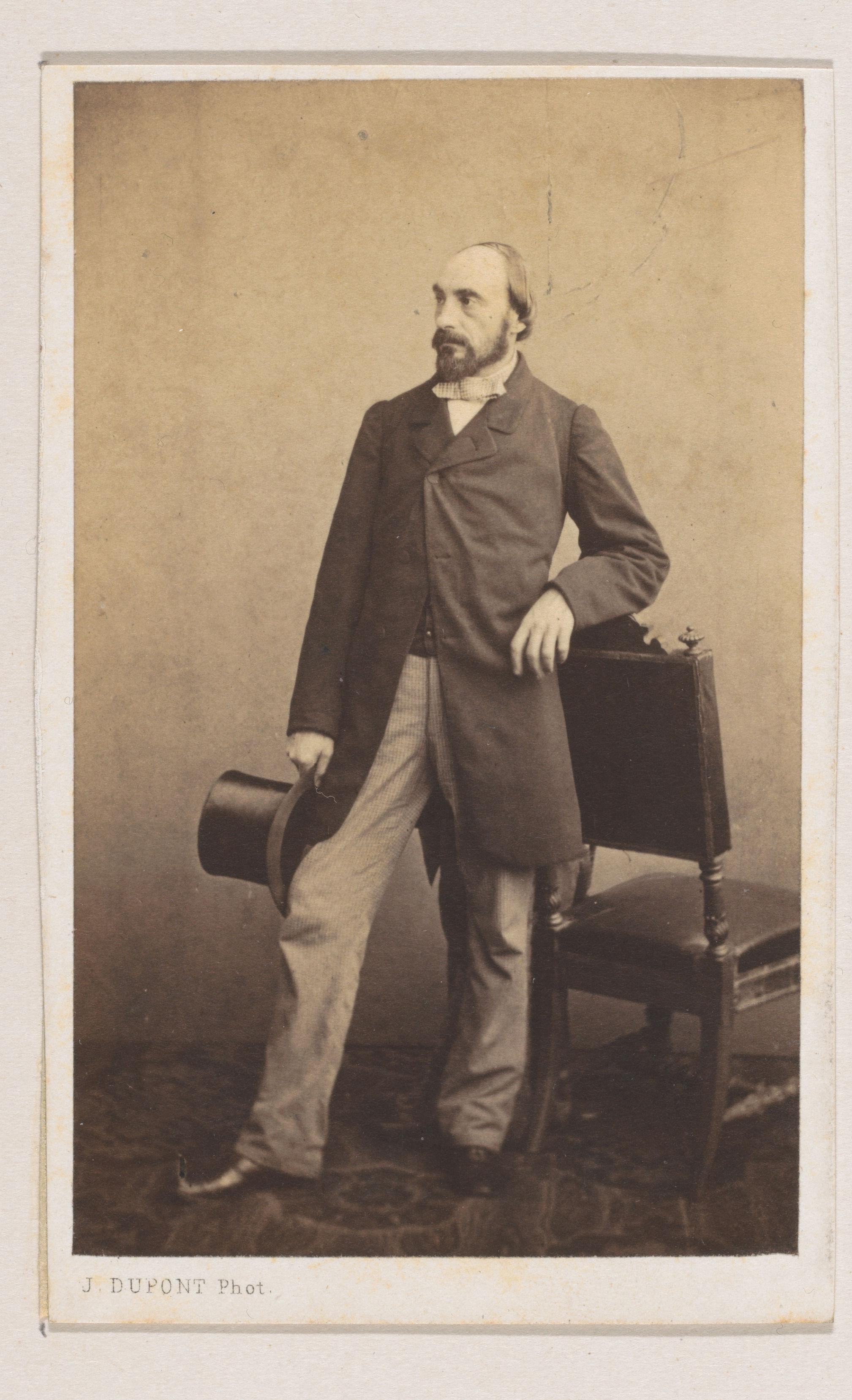 Portret van de graveur Jean Baptiste Pierre Michiels, ten voeten uit