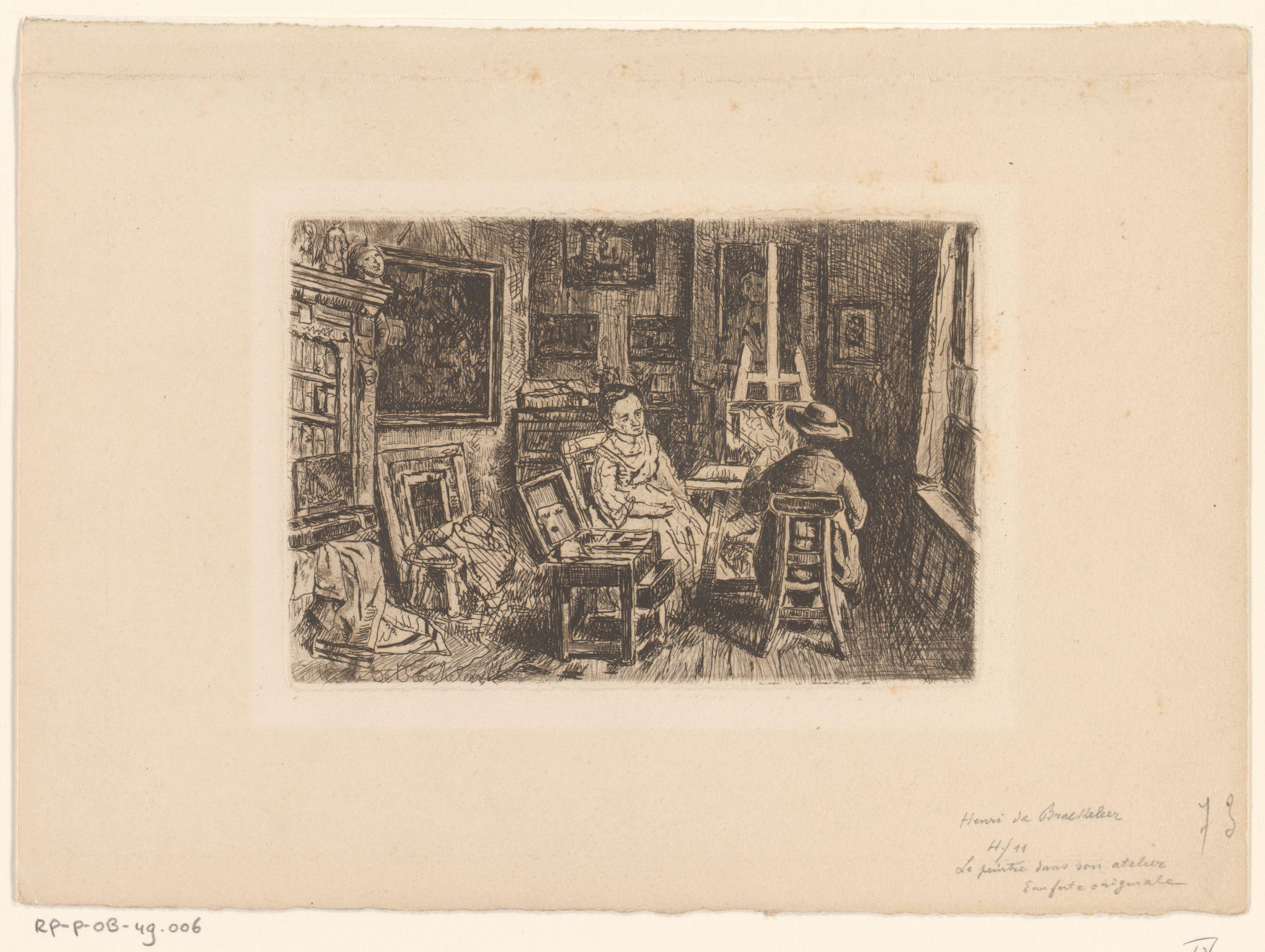 Schilder aan het werk in zijn atelier