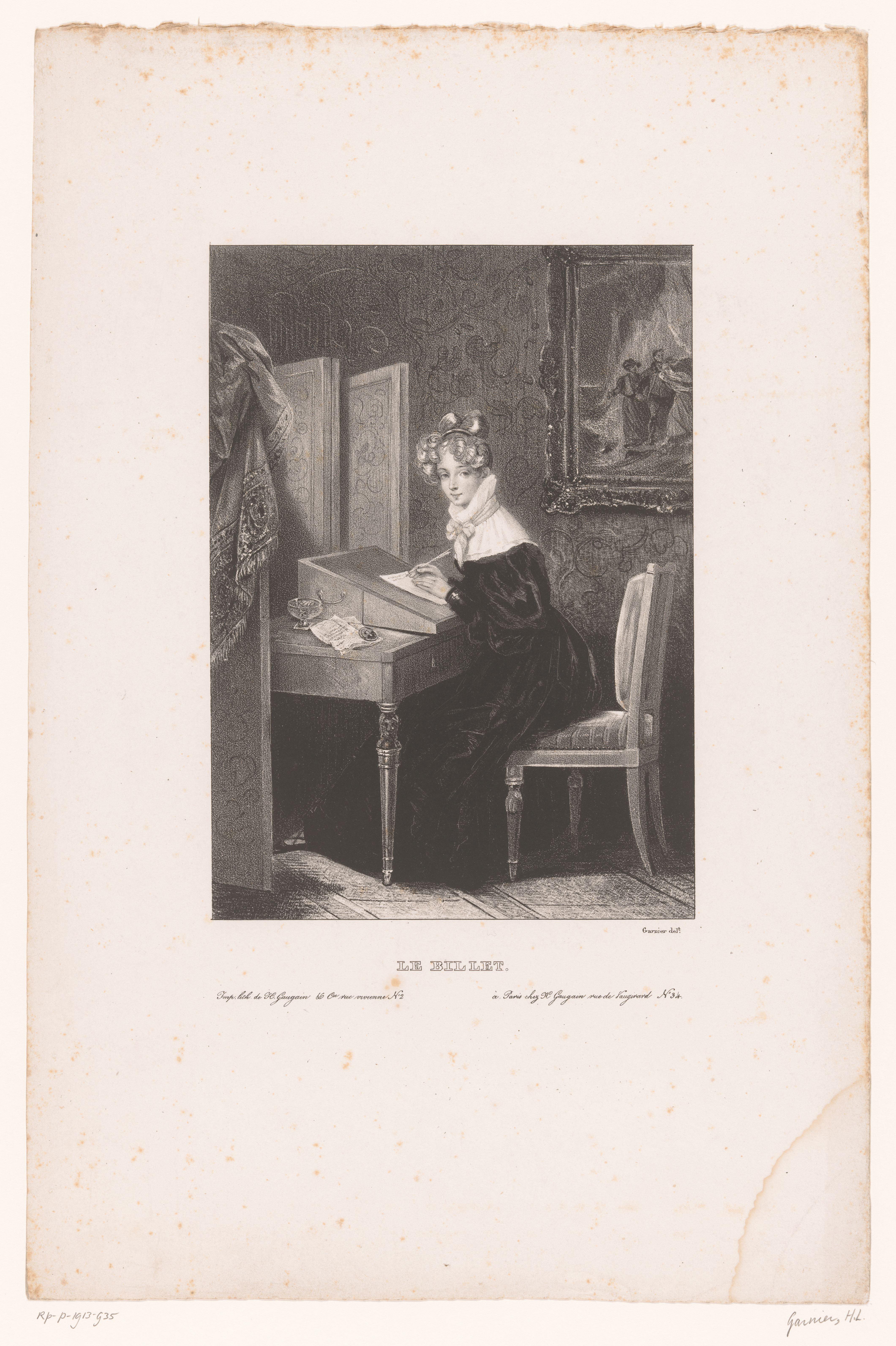 Jonge vrouw schrijft brief aan een bureau