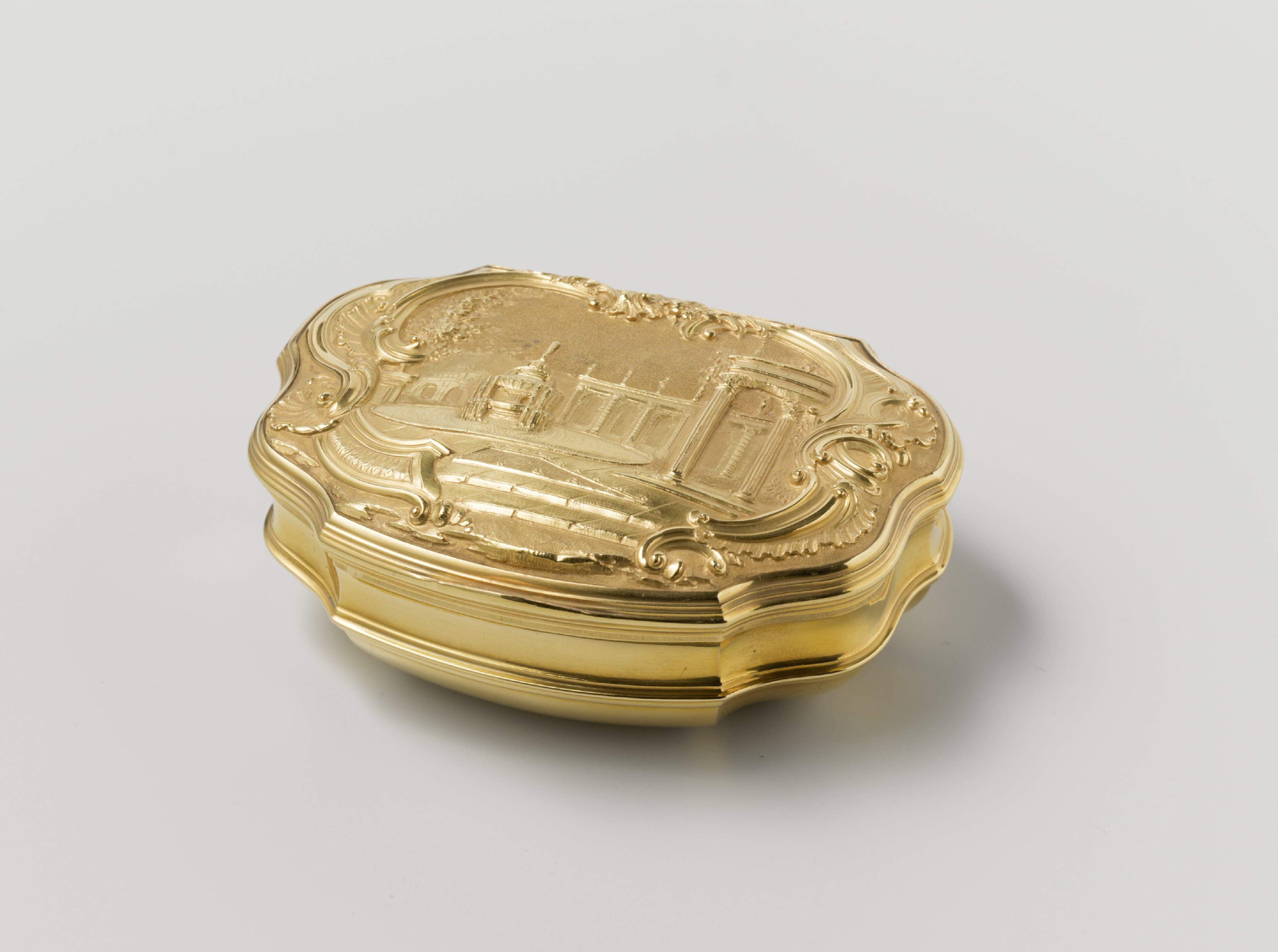 Snuffbox