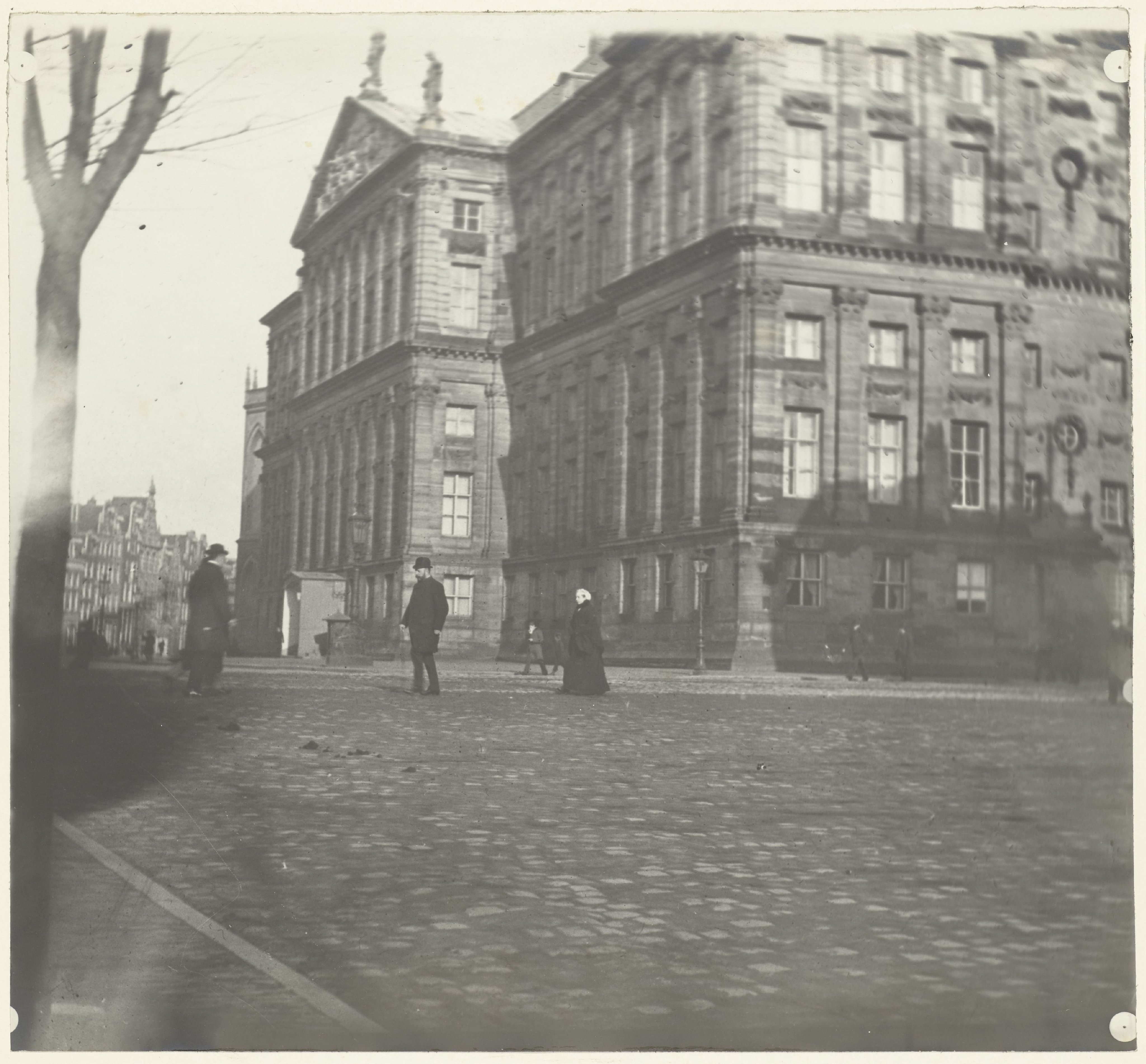 Achterzijde van het Paleis op de Dam in Amsterdam
