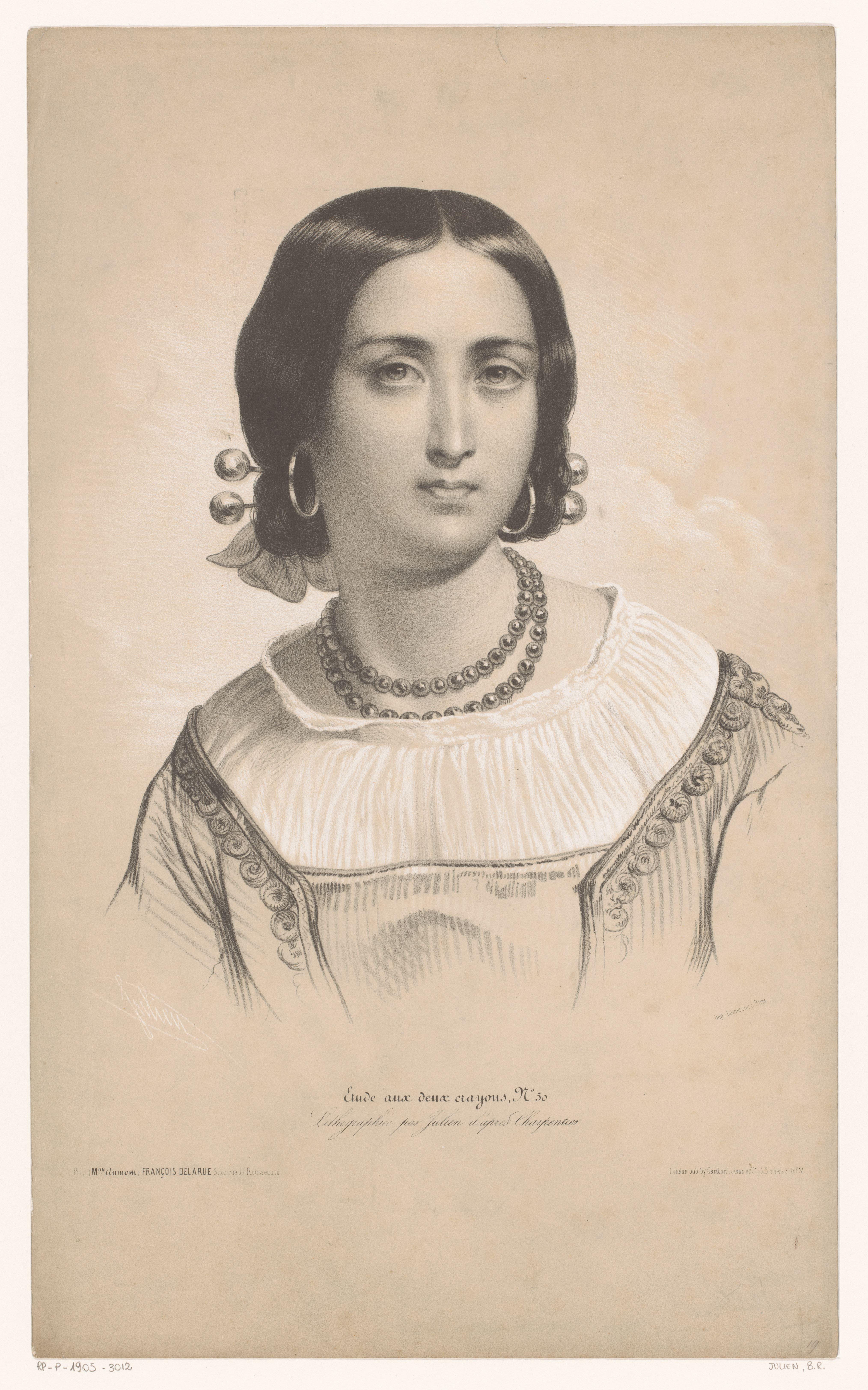 Portret van een vrouw in regionaal kostuum