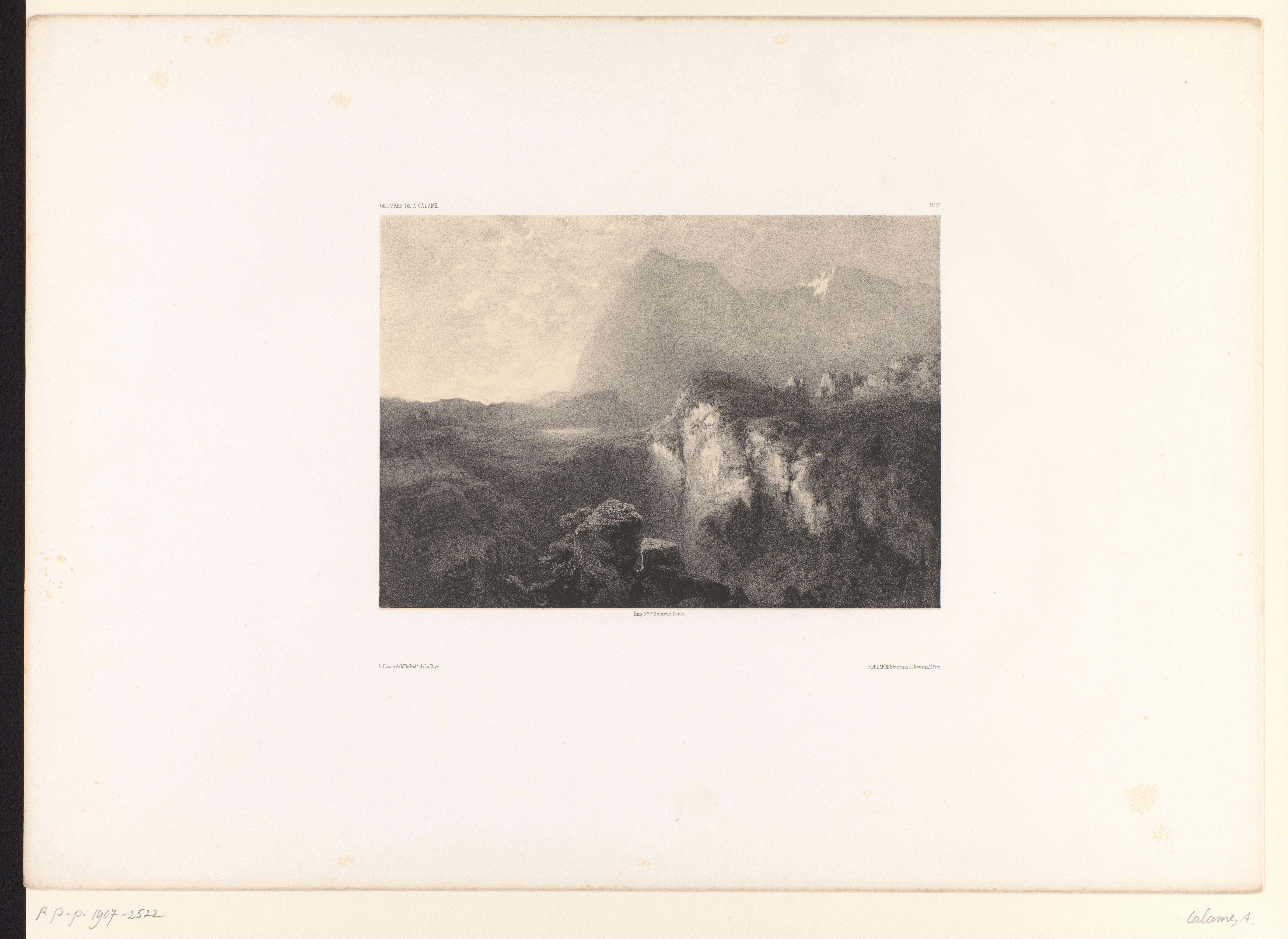 Berglandschap met kloof en doorbrekende zon