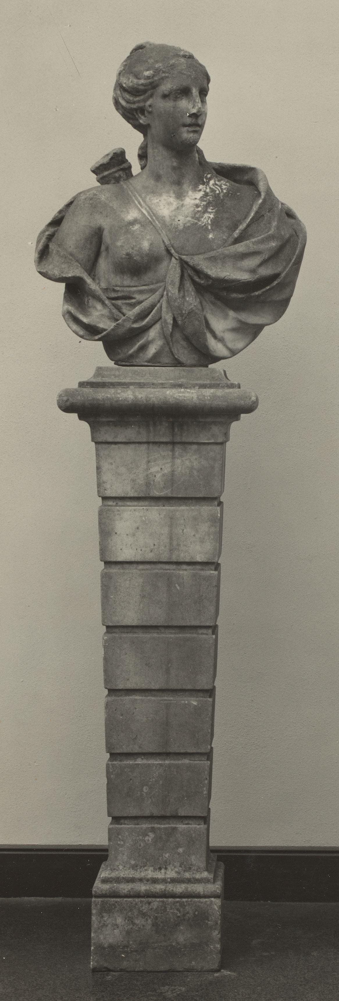 Bust of Diana