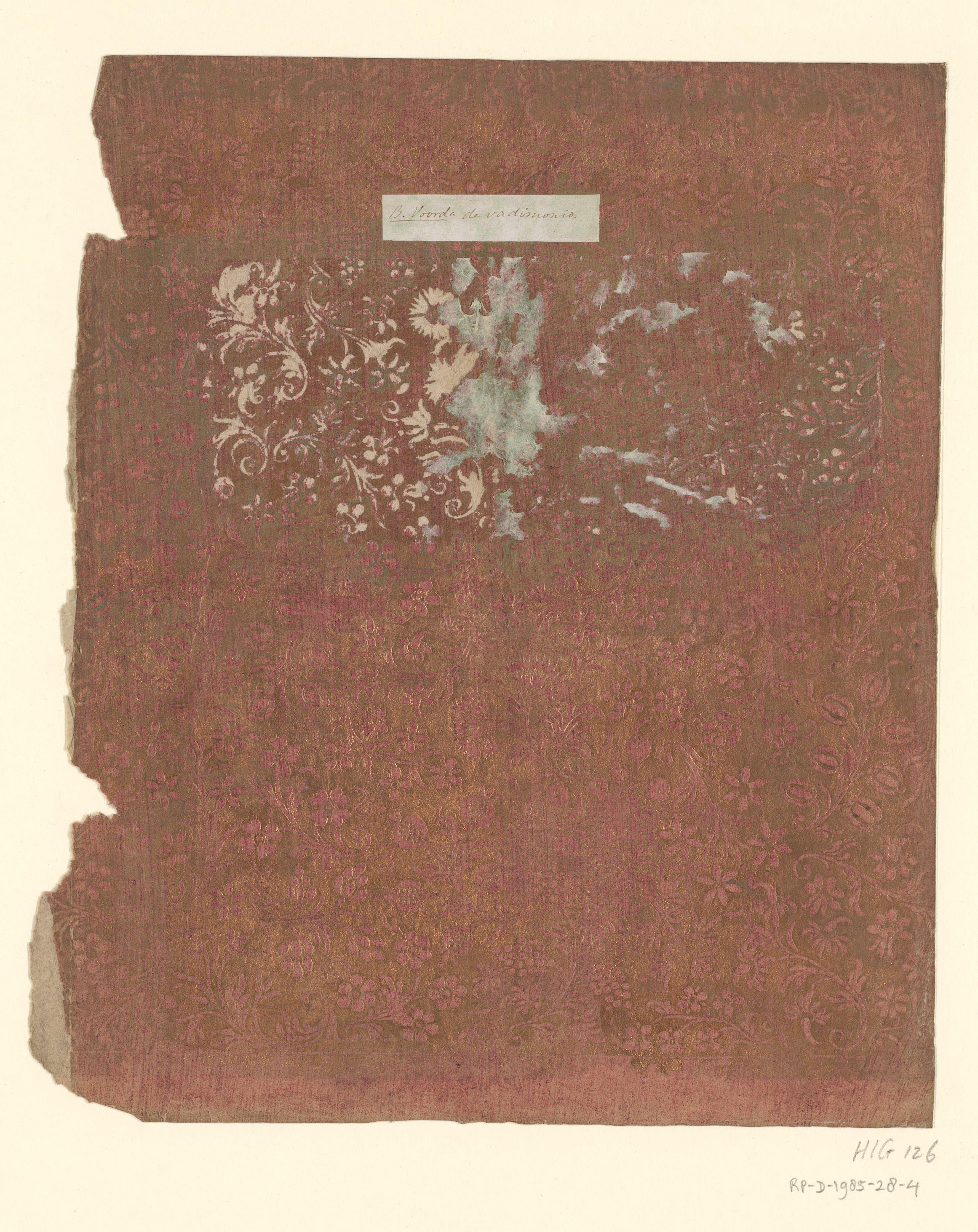Blad met bloemen en vruchten